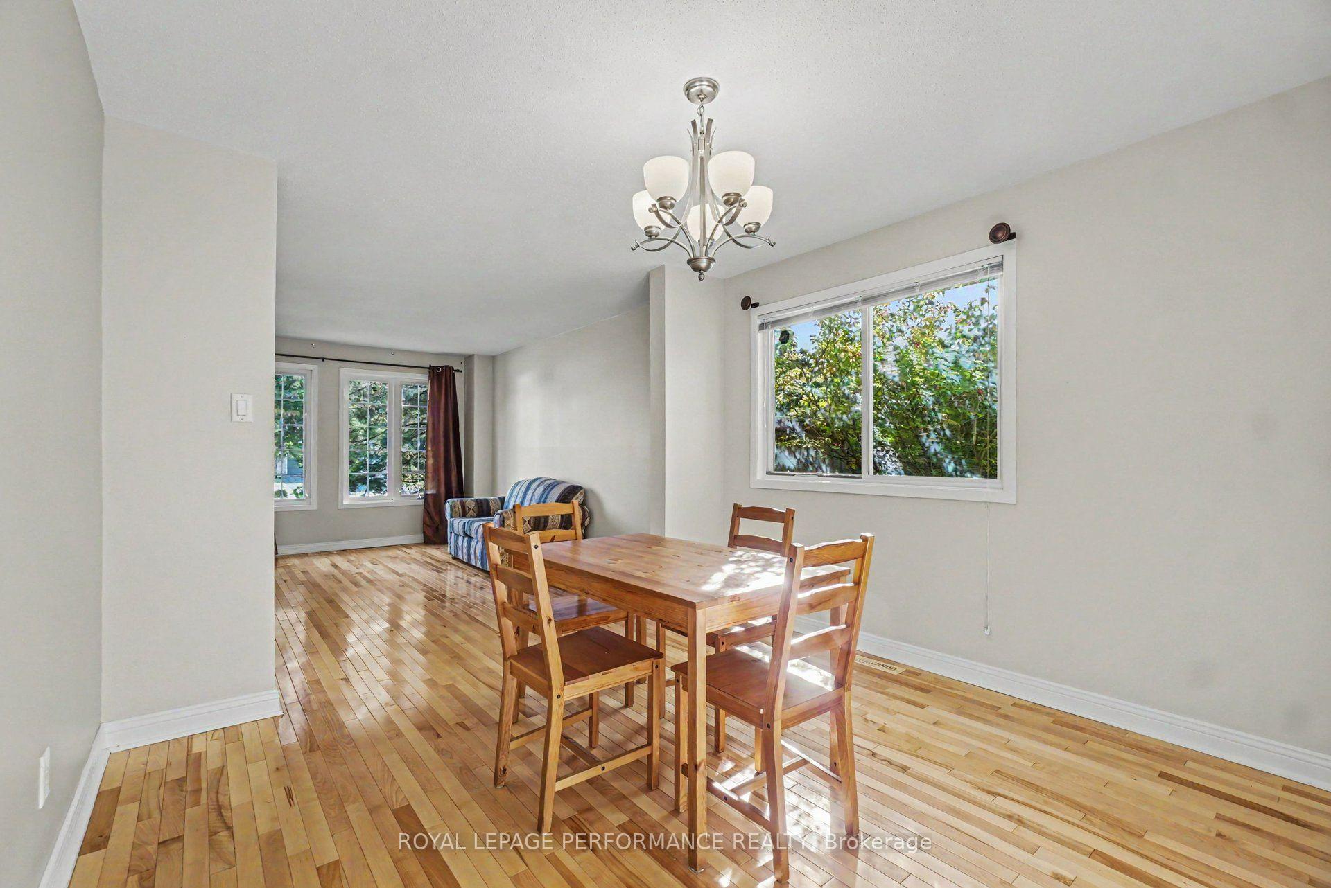 Photo 7 of 1466 Prestone Drive, Ottawa, Bilberry Creek/Queenswood Heights — HOMEH