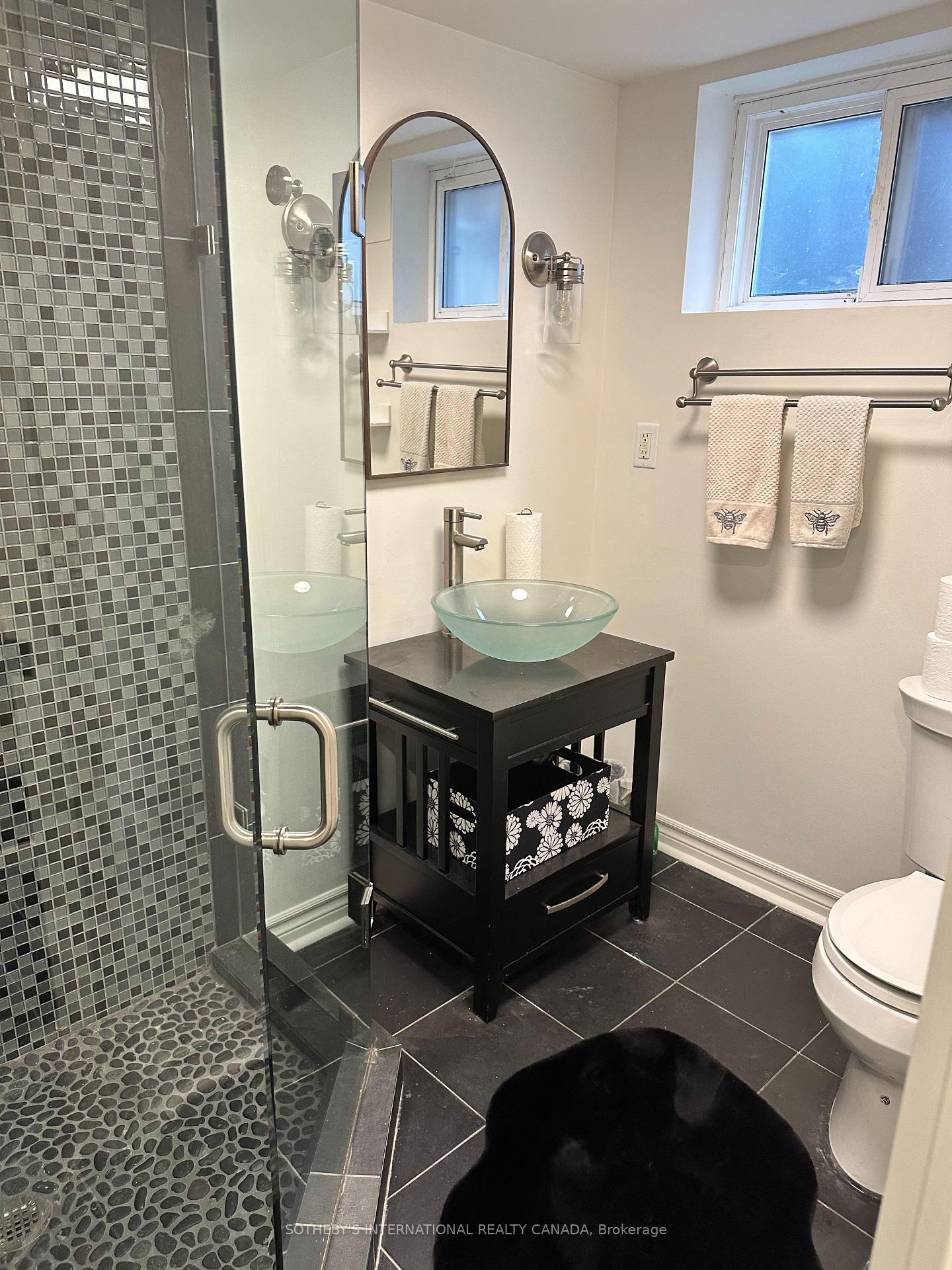 Photo 7 of 50 Allanbrooke Drive, Etobicoke, Kingsway South — HOMEH