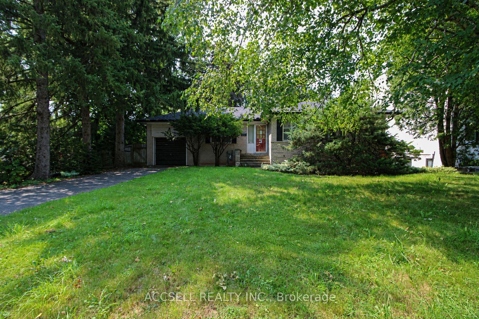 Photo 3 of 1358 Sedgewick Crescent, Oakville, Southwest — HOMEH