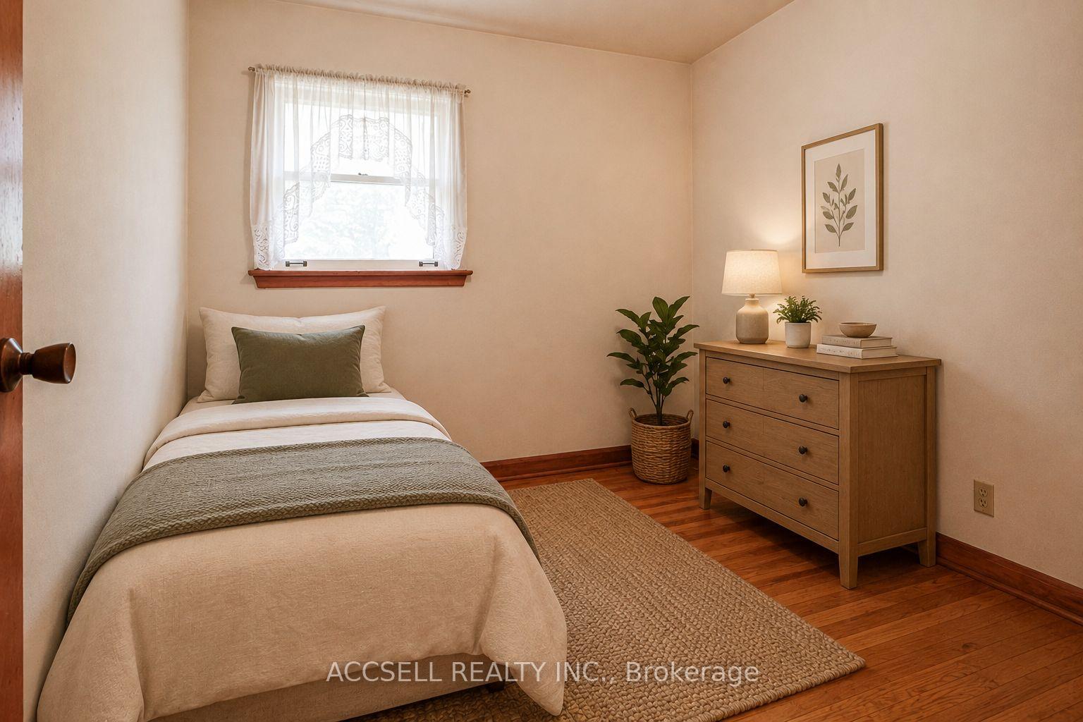 Photo 15 of 1358 Sedgewick Crescent, Oakville, Southwest — HOMEH