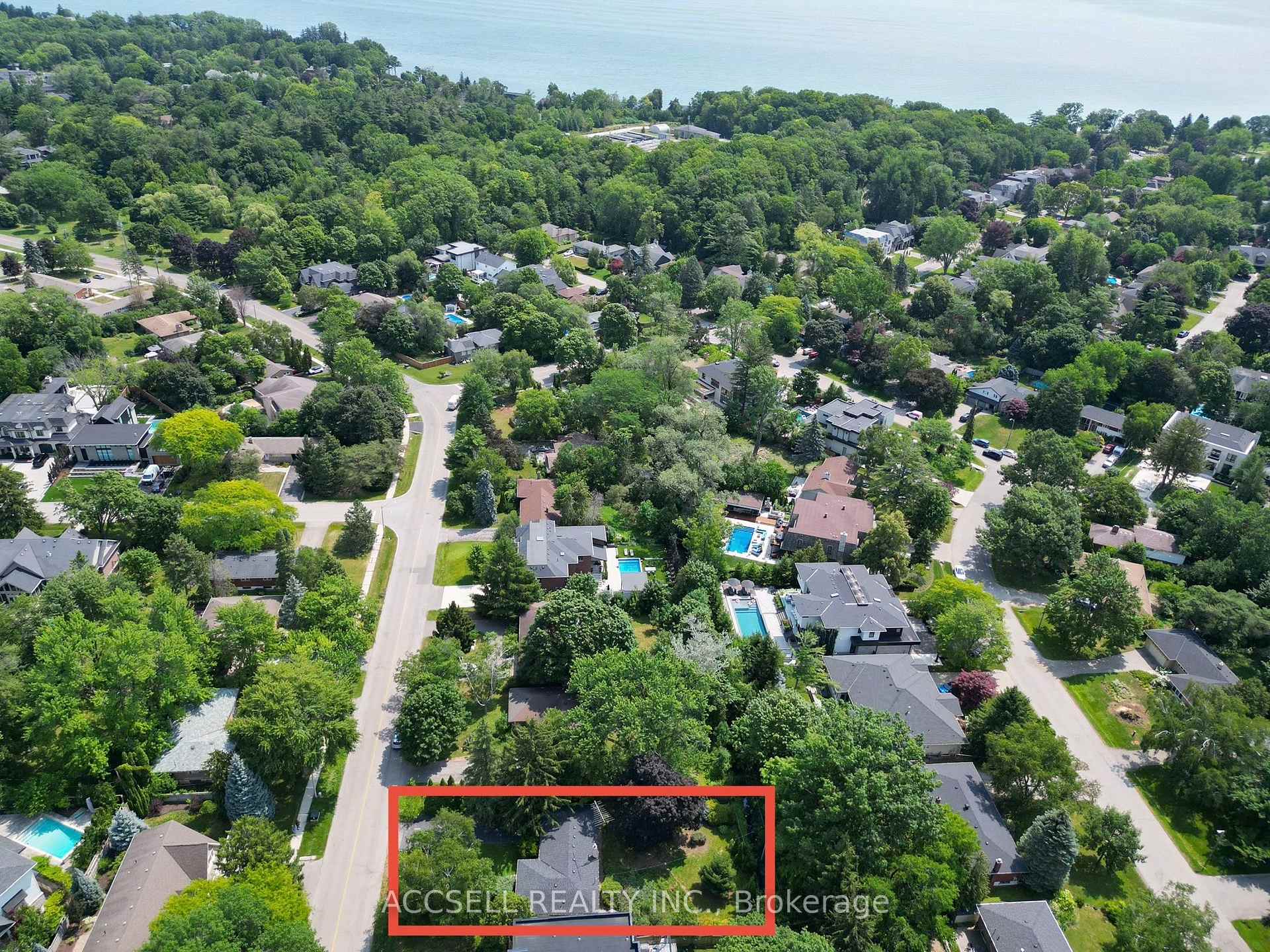 Photo 27 of 1358 Sedgewick Crescent, Oakville, Southwest — HOMEH