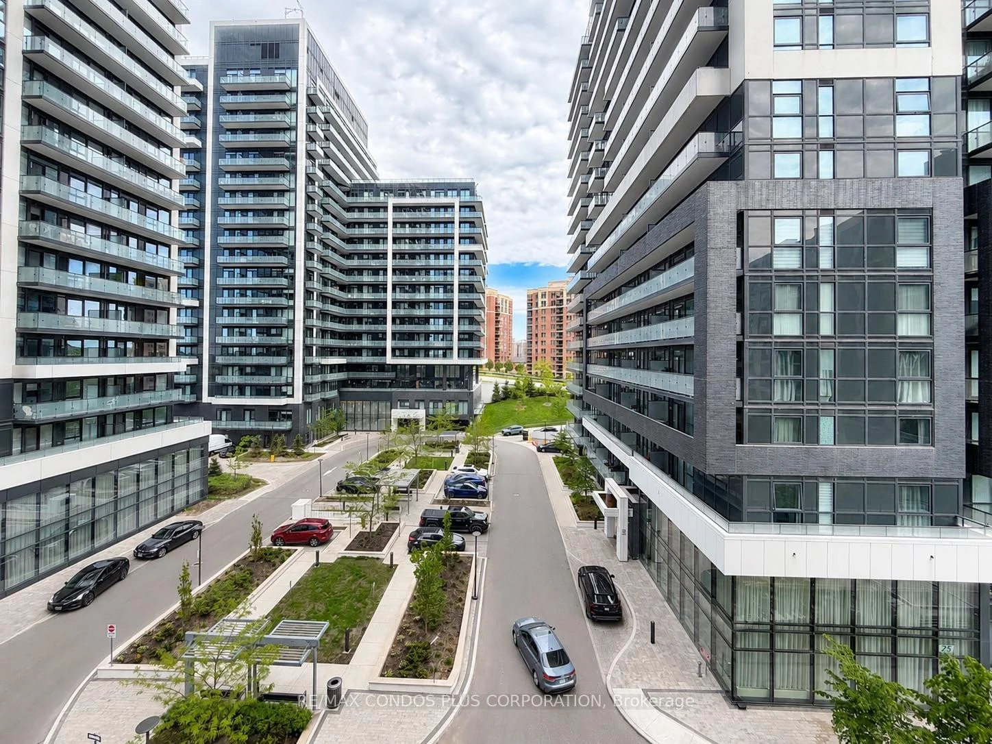 Photo 46 of Unit 503, 105 Oneida Crescent, Richmond Hill, Langstaff — HOMEH
