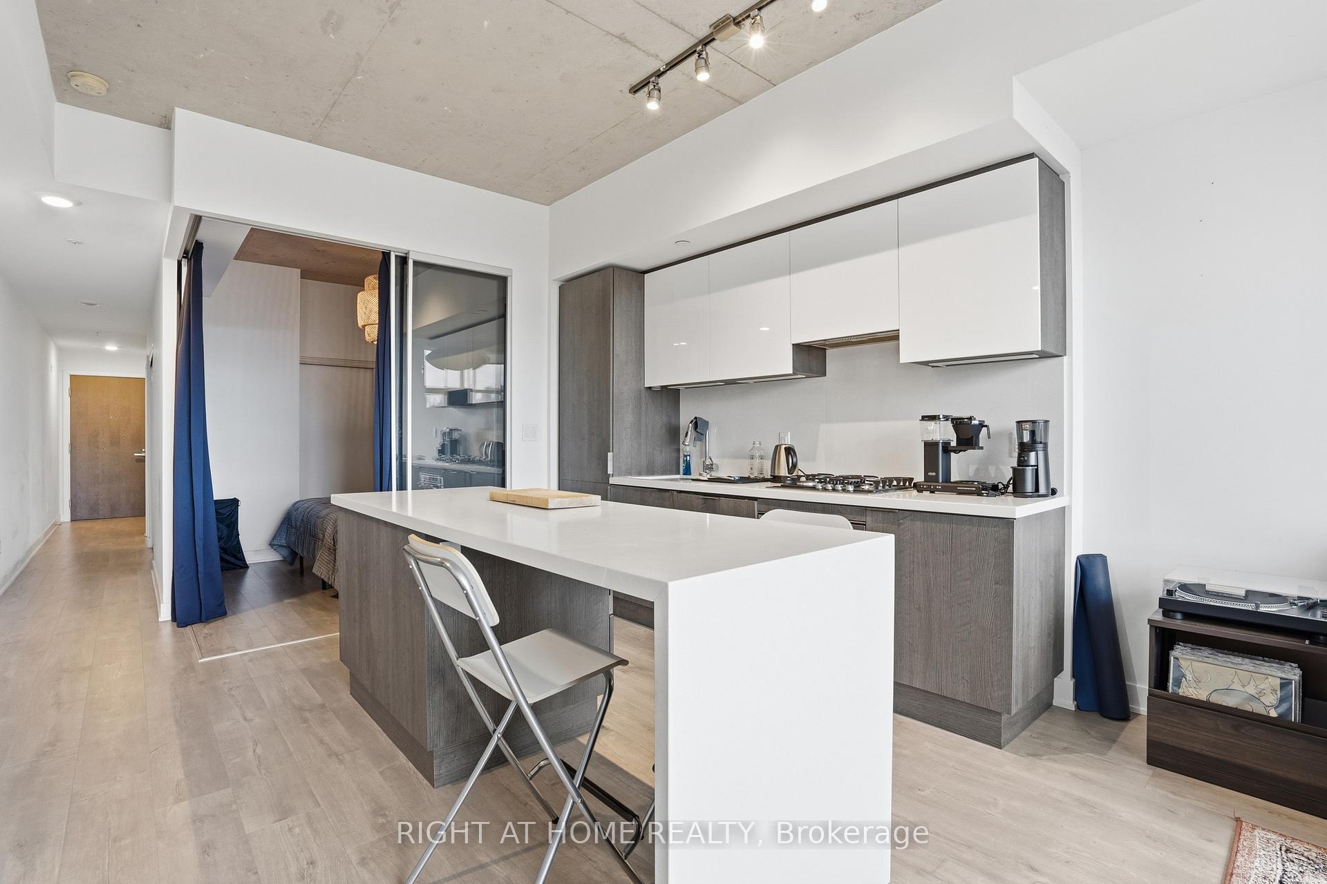 Photo 13 of Unit 511, 109 Ossington Avenue, Toronto, Trinity-Bellwoods — HOMEH