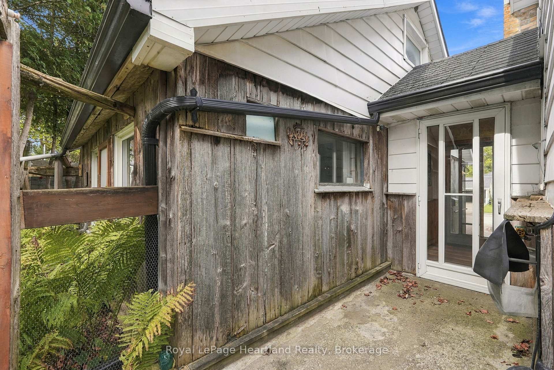 Photo 31 of 156 Queen Street S, Minto — HOMEH