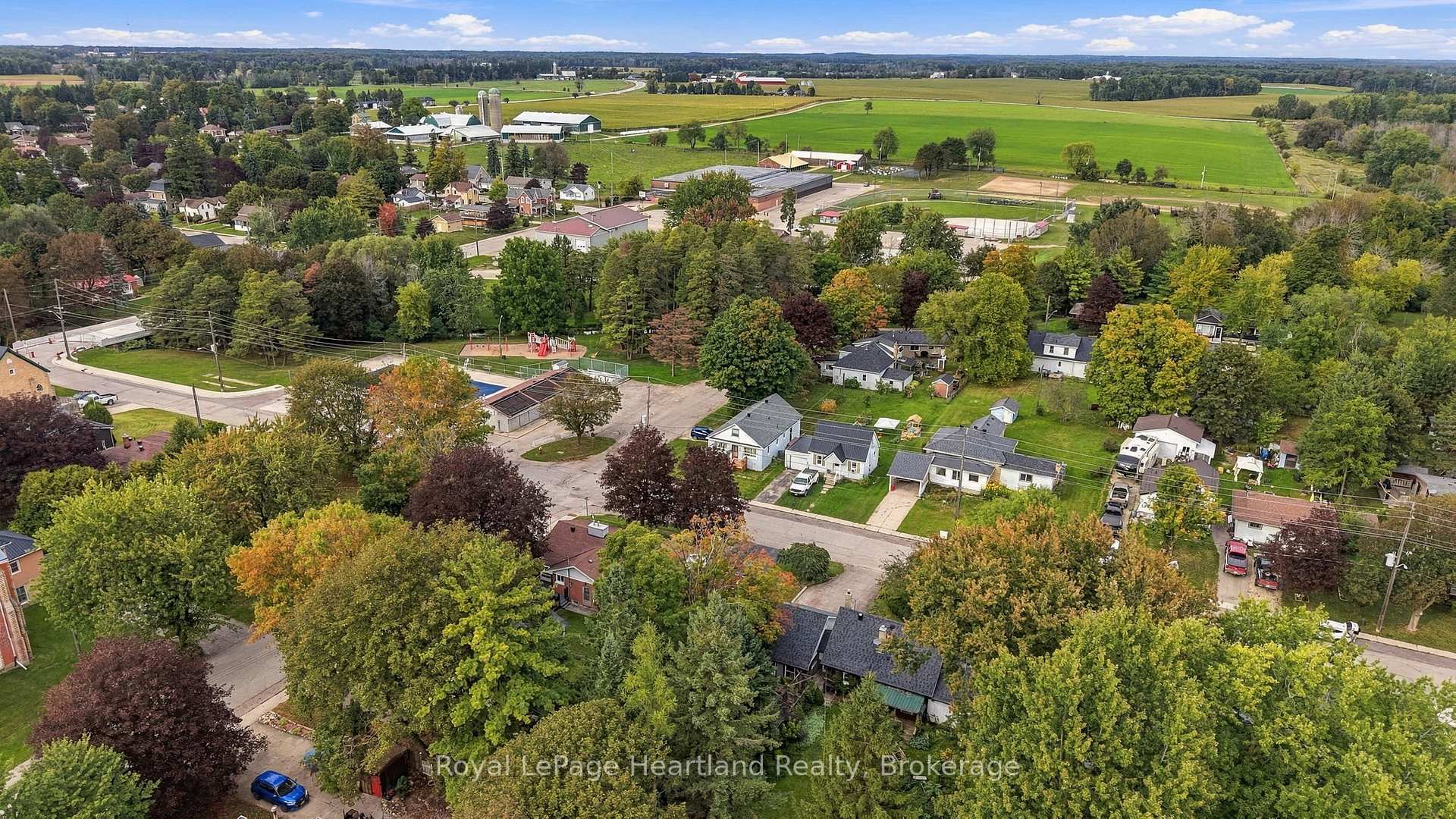 Photo 41 of 156 Queen Street S, Minto — HOMEH