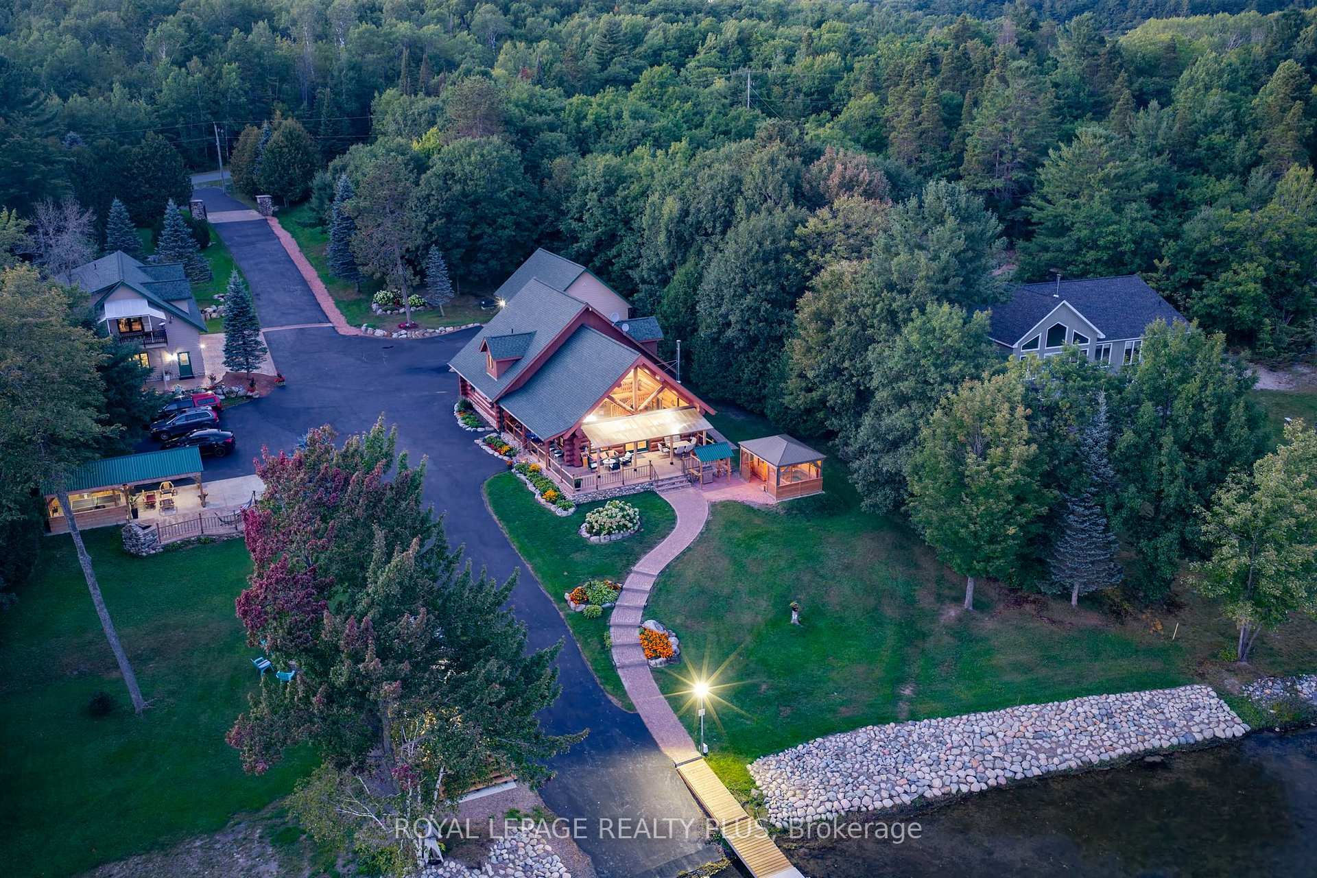 Photo 3 of 45 Carla's Lane, Blind River — HOMEH