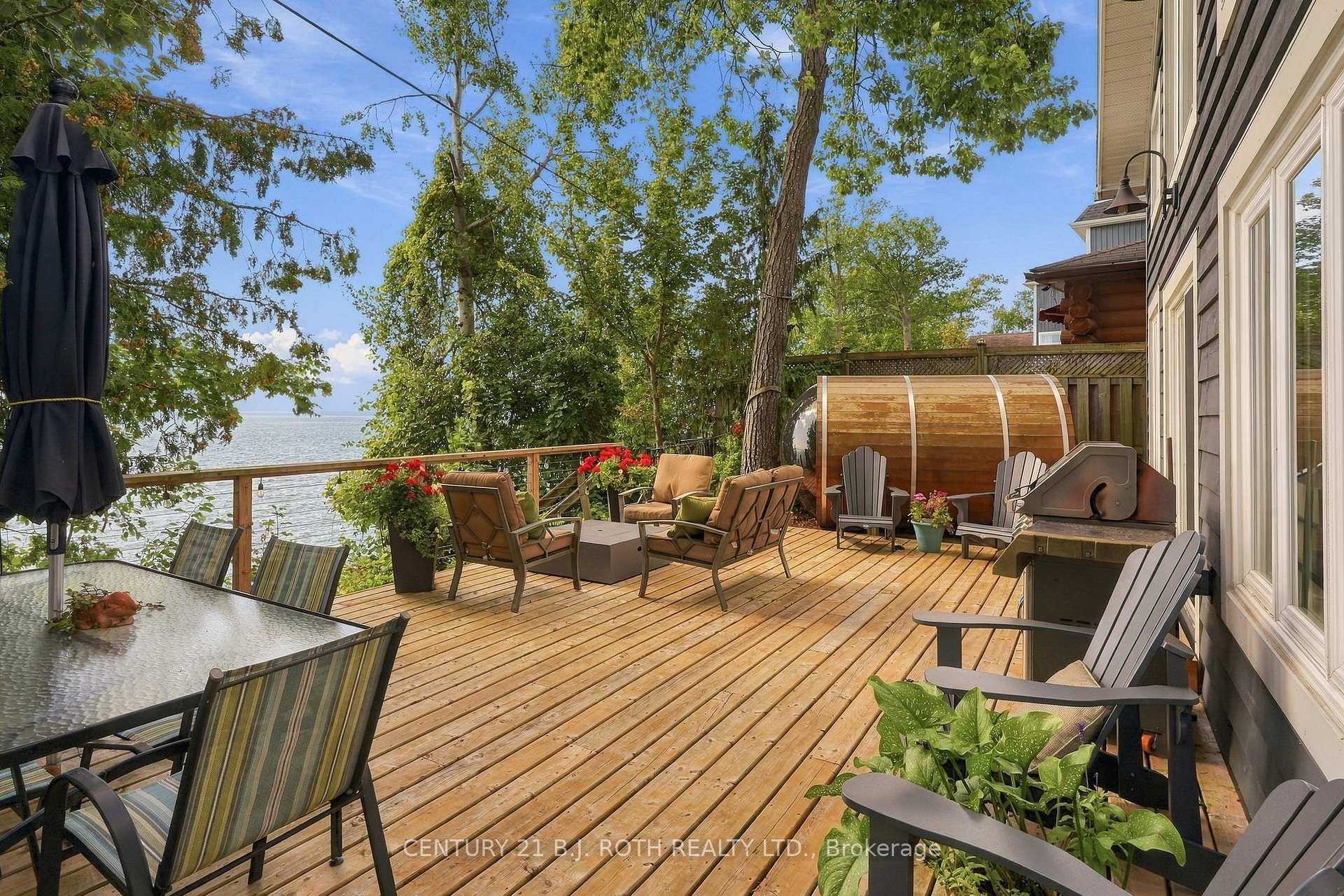 Photo 4 of 19 Stanley Avenue, Oro-Medonte, Rural Oro-Medonte — HOMEH