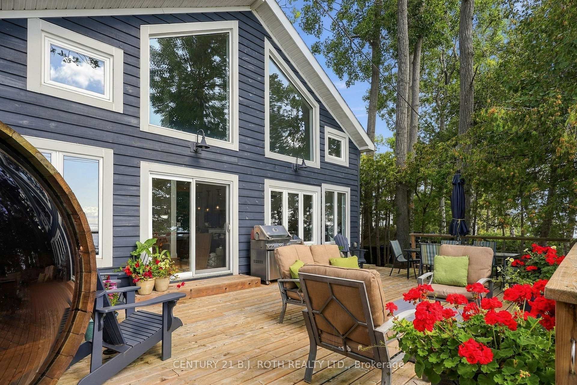 Photo 5 of 19 Stanley Avenue, Oro-Medonte, Rural Oro-Medonte — HOMEH