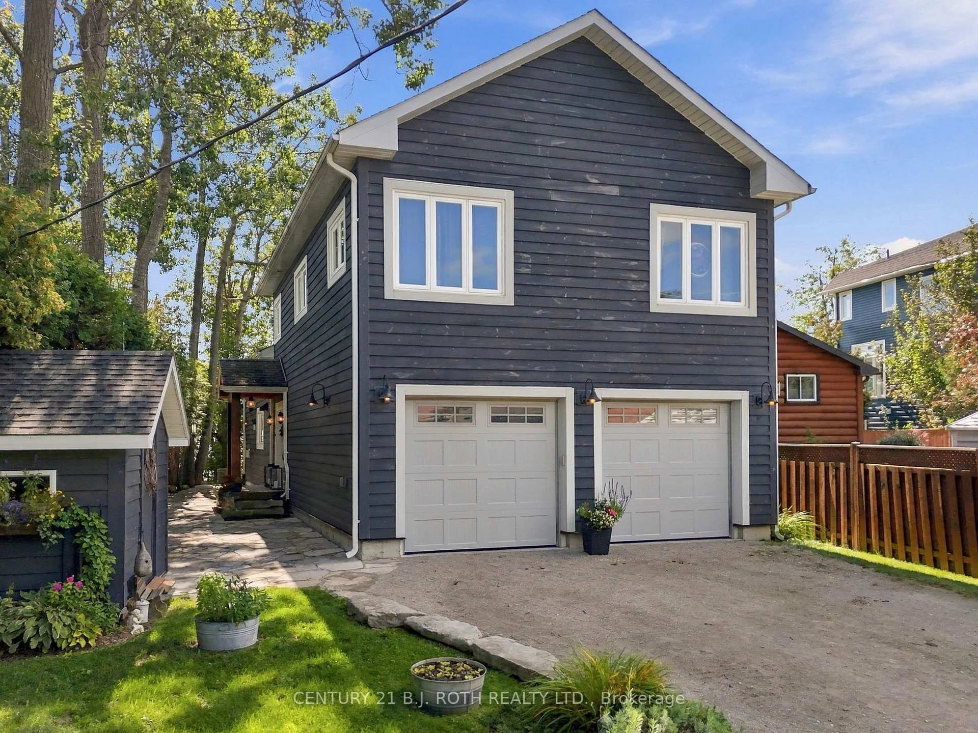 Photo 10 of 19 Stanley Avenue, Oro-Medonte, Rural Oro-Medonte — HOMEH