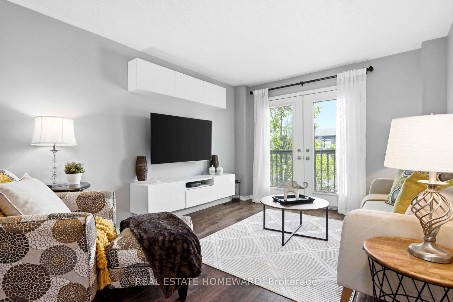 Photo 5 of Unit 10, 571 Longworth Avenue E, Clarington, Bowmanville — HOMEH