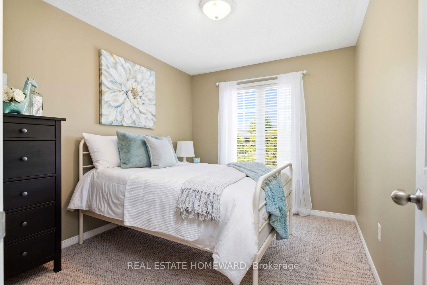 Photo 23 of Unit 10, 571 Longworth Avenue E, Clarington, Bowmanville — HOMEH