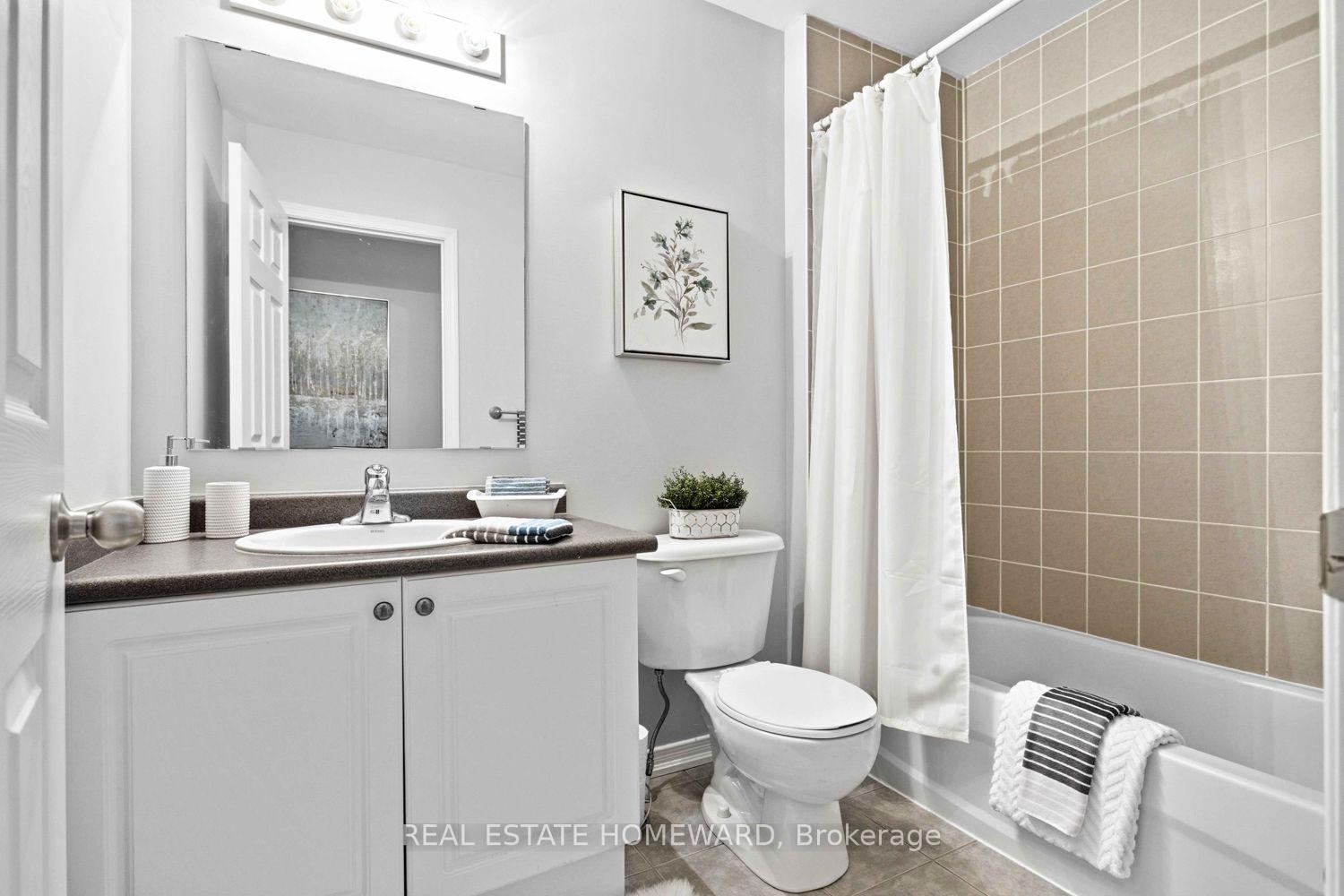 Photo 26 of Unit 10, 571 Longworth Avenue E, Clarington, Bowmanville — HOMEH