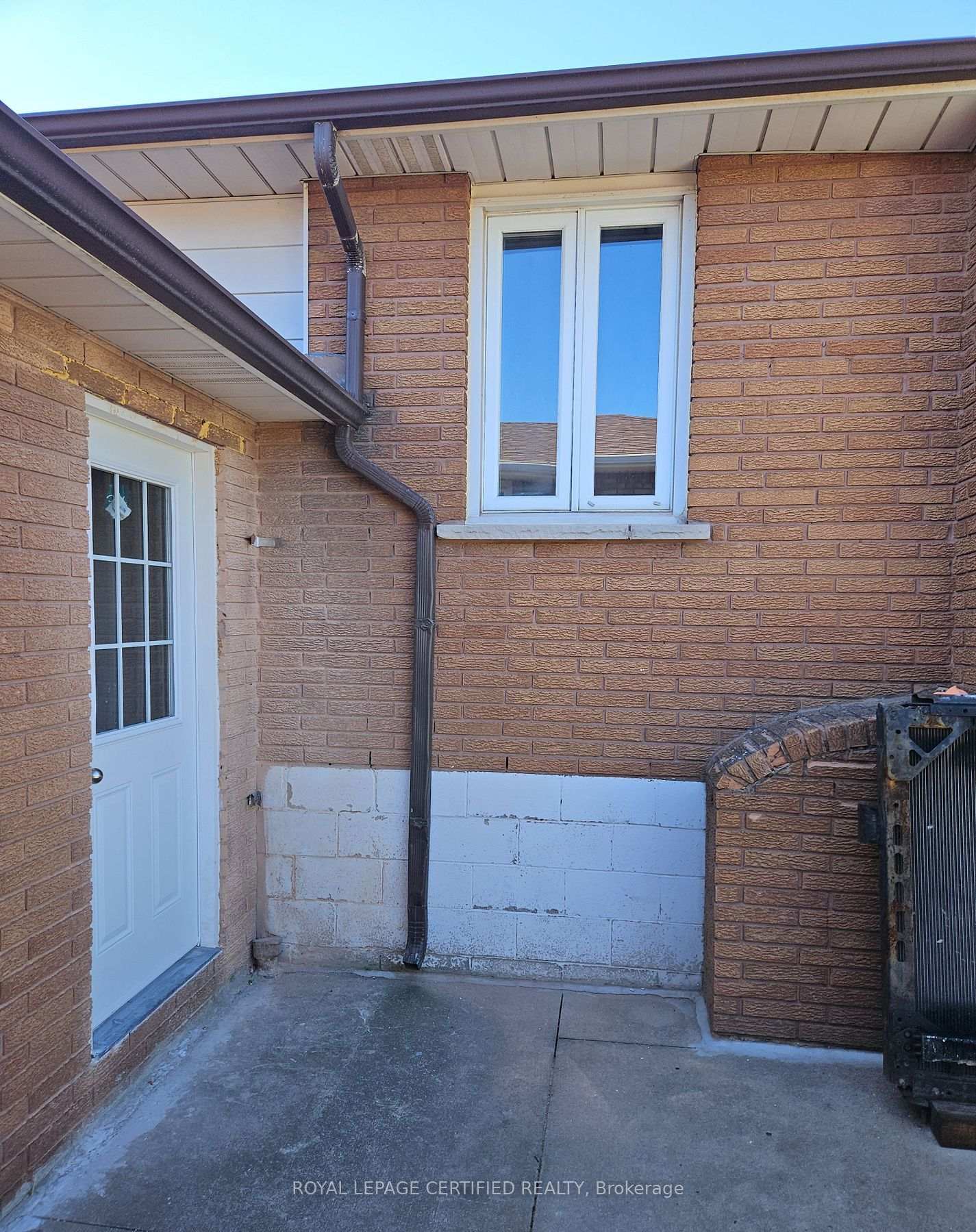 Photo 9 of Unit Bsmt, 115 Deerhurst Road, Hamilton, Stoney Creek — HOMEH