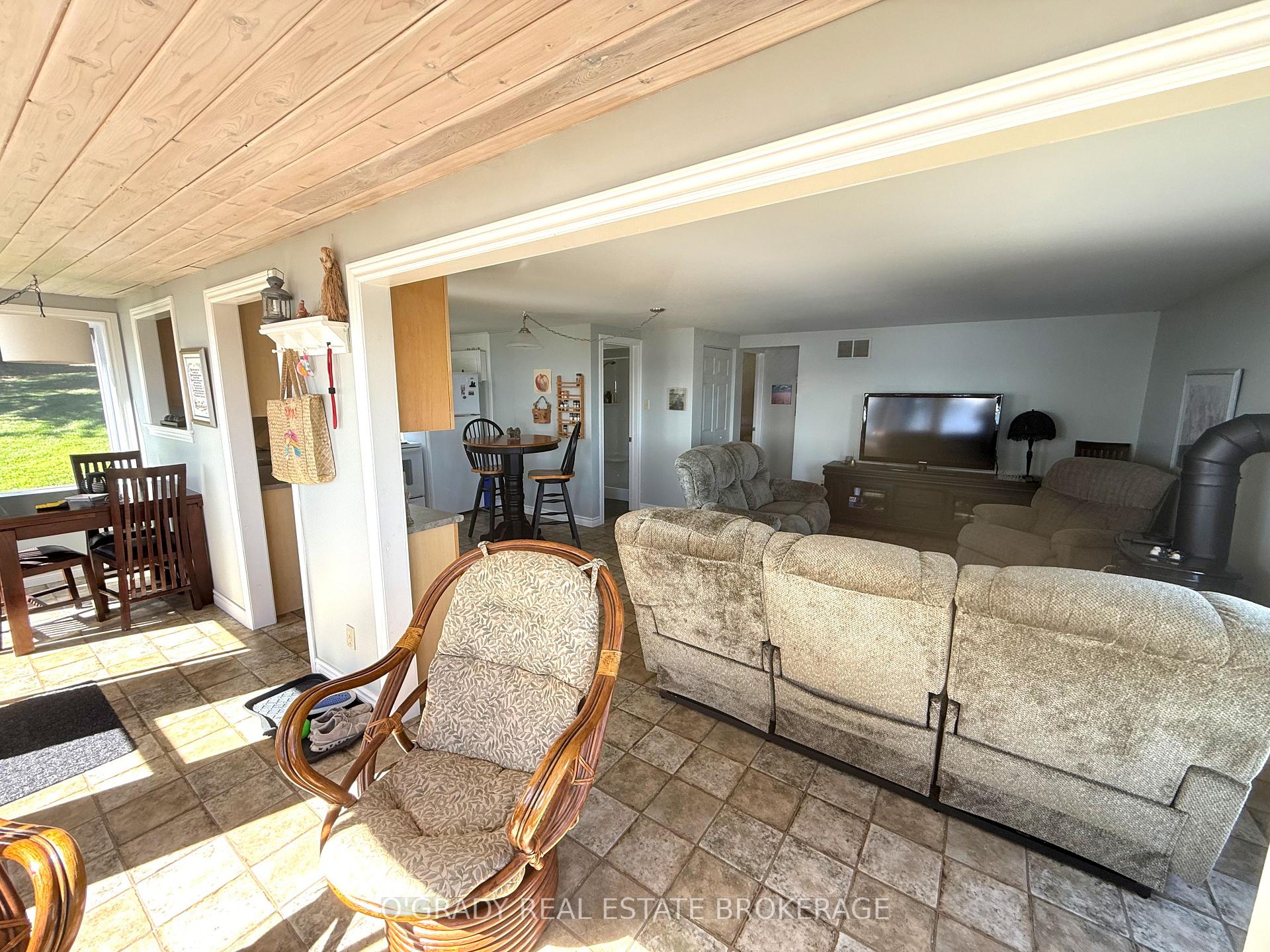 Photo 16 of 3309 Windmill Road, Edwardsburgh/Cardinal, Edwardsburgh/Cardinal Twp — HOMEH