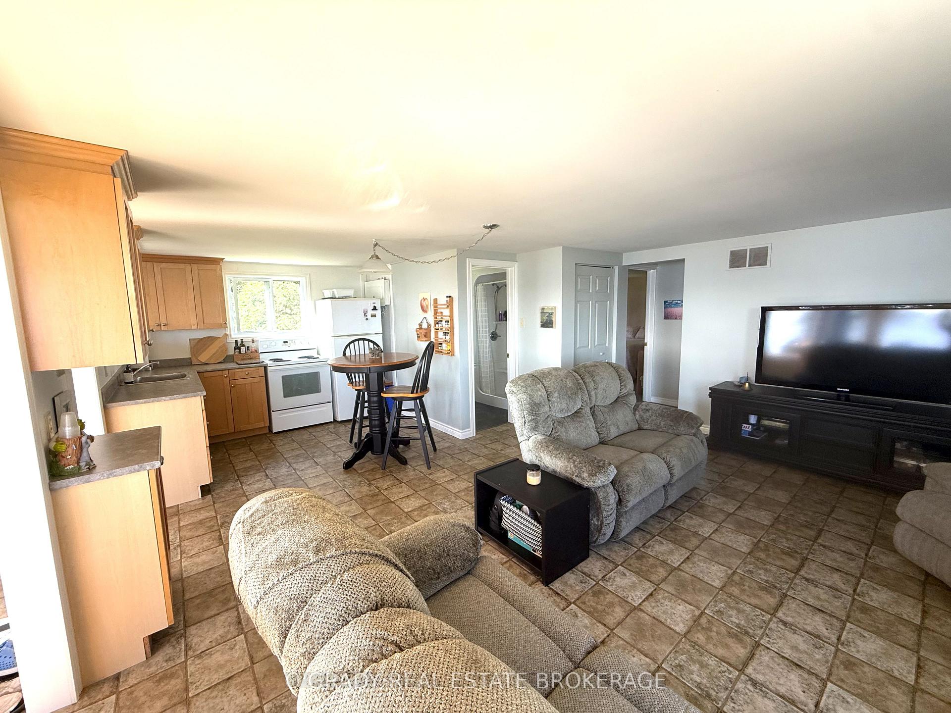 Photo 17 of 3309 Windmill Road, Edwardsburgh/Cardinal, Edwardsburgh/Cardinal Twp — HOMEH