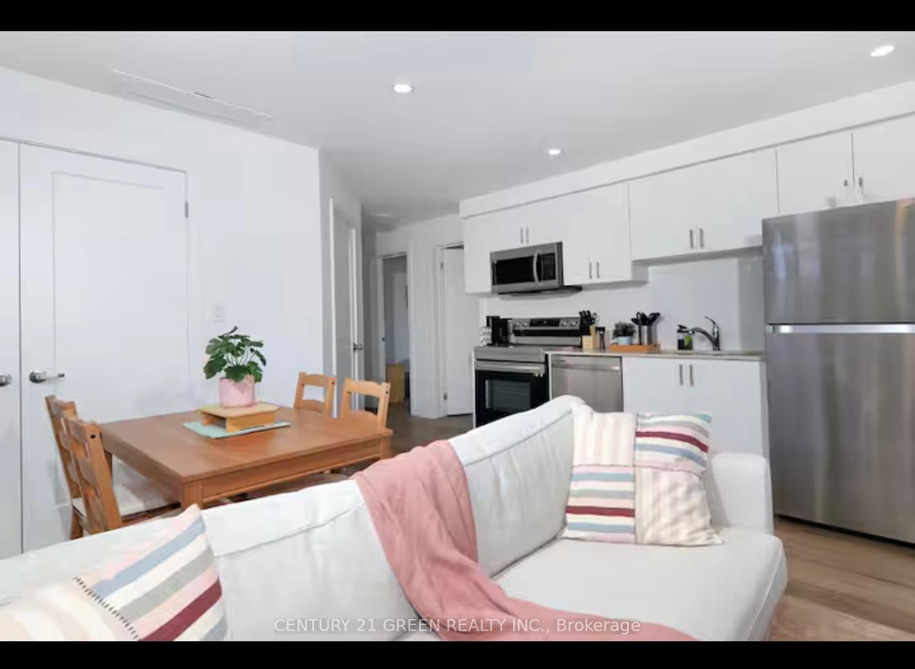 Photo 4 of Unit 815, 4263 Fourth Avenue, Niagara Falls, Downtown — HOMEH
