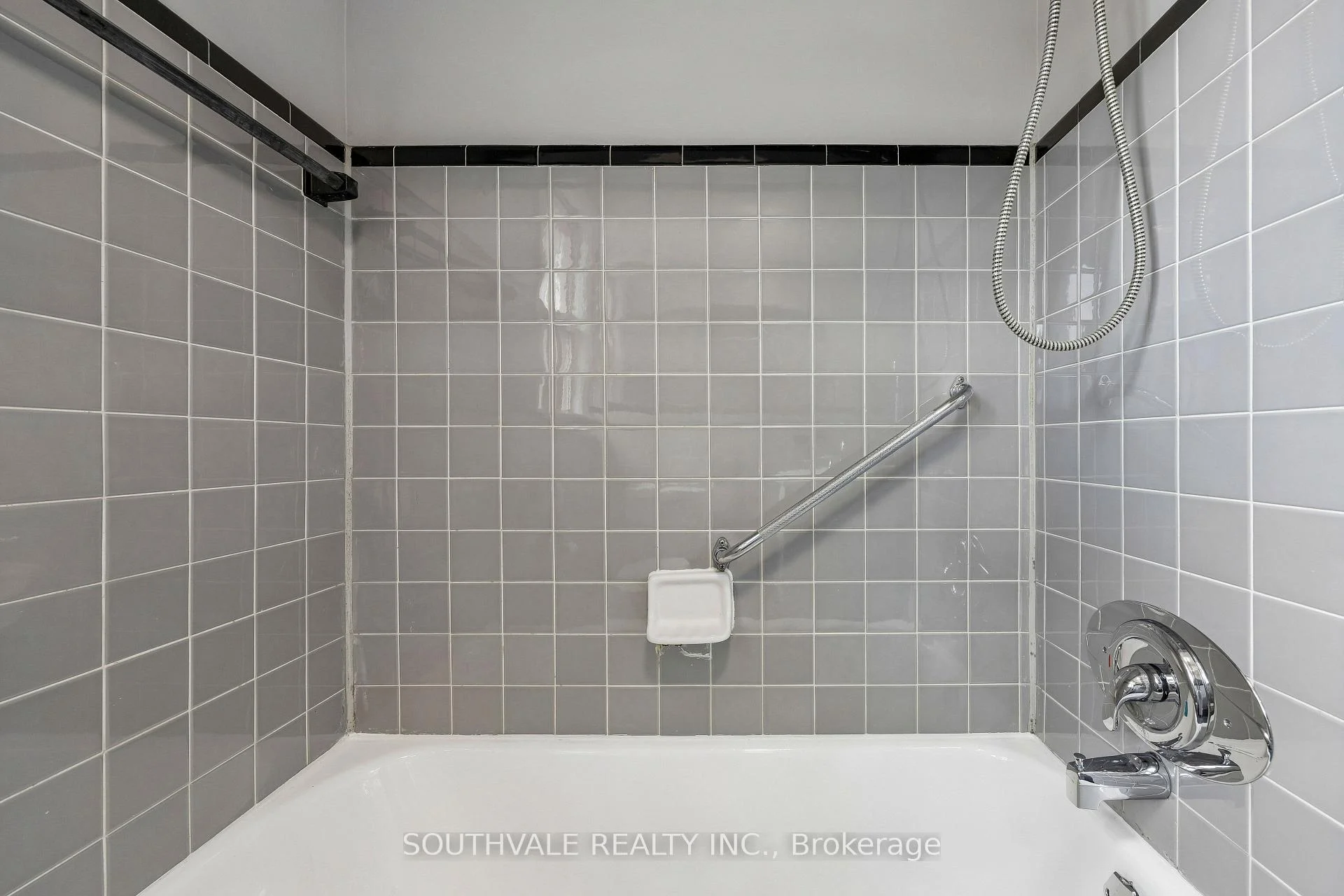 Photo 56 of 33 Maida Vale, Scarborough, Ionview — HOMEH