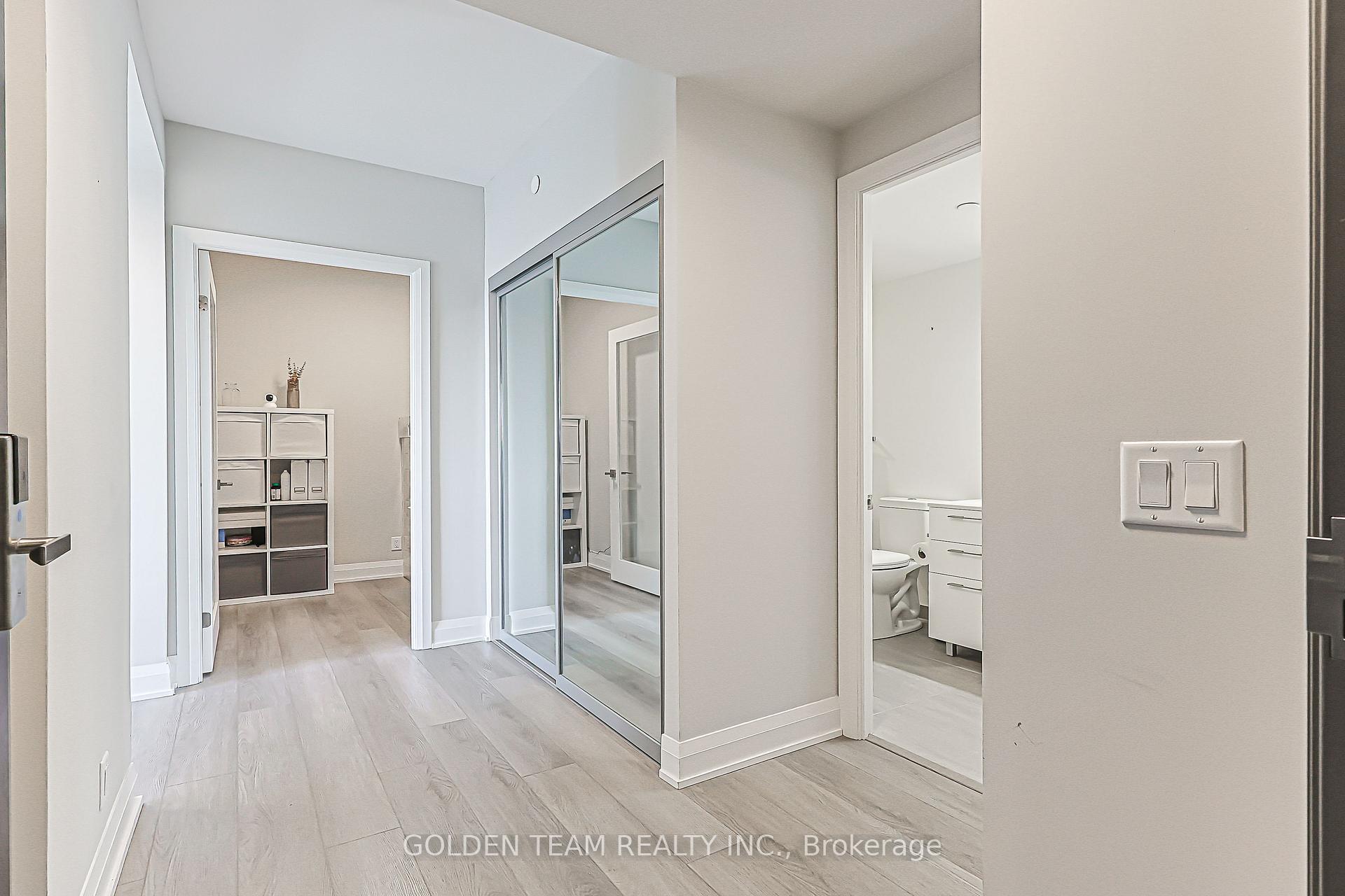 Photo 8 of Unit 1705, 18 Water Walk Drive, Markham, Unionville — HOMEH