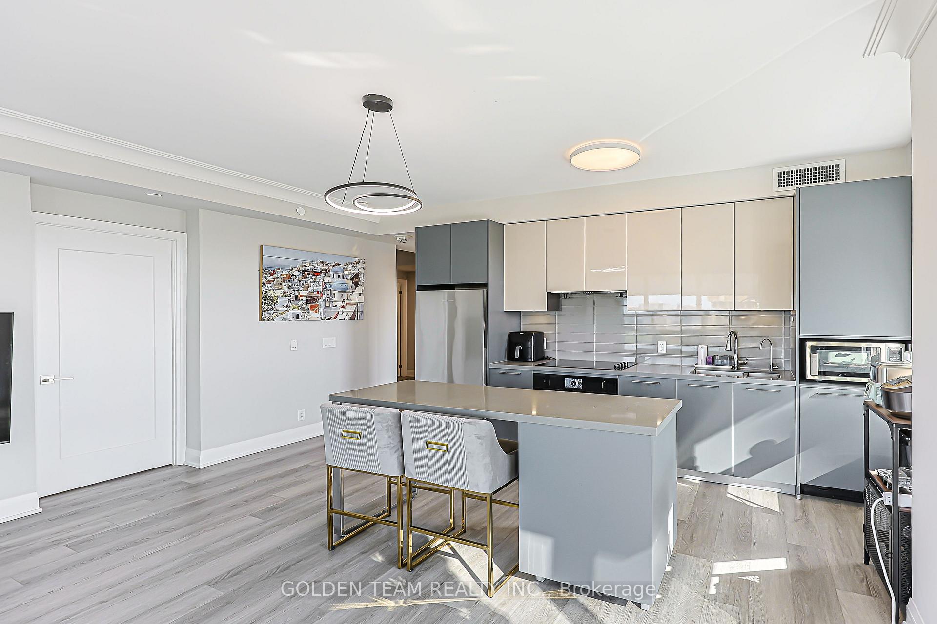 Photo 10 of Unit 1705, 18 Water Walk Drive, Markham, Unionville — HOMEH