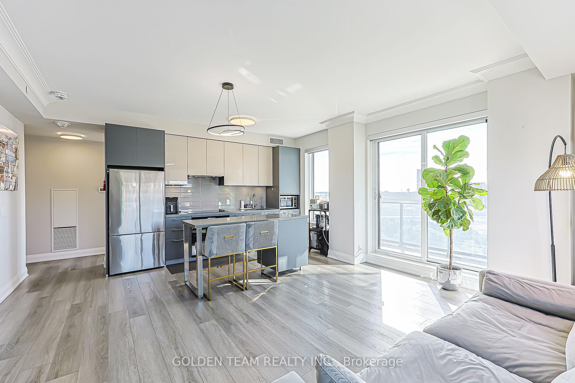 Photo 11 of Unit 1705, 18 Water Walk Drive, Markham, Unionville — HOMEH