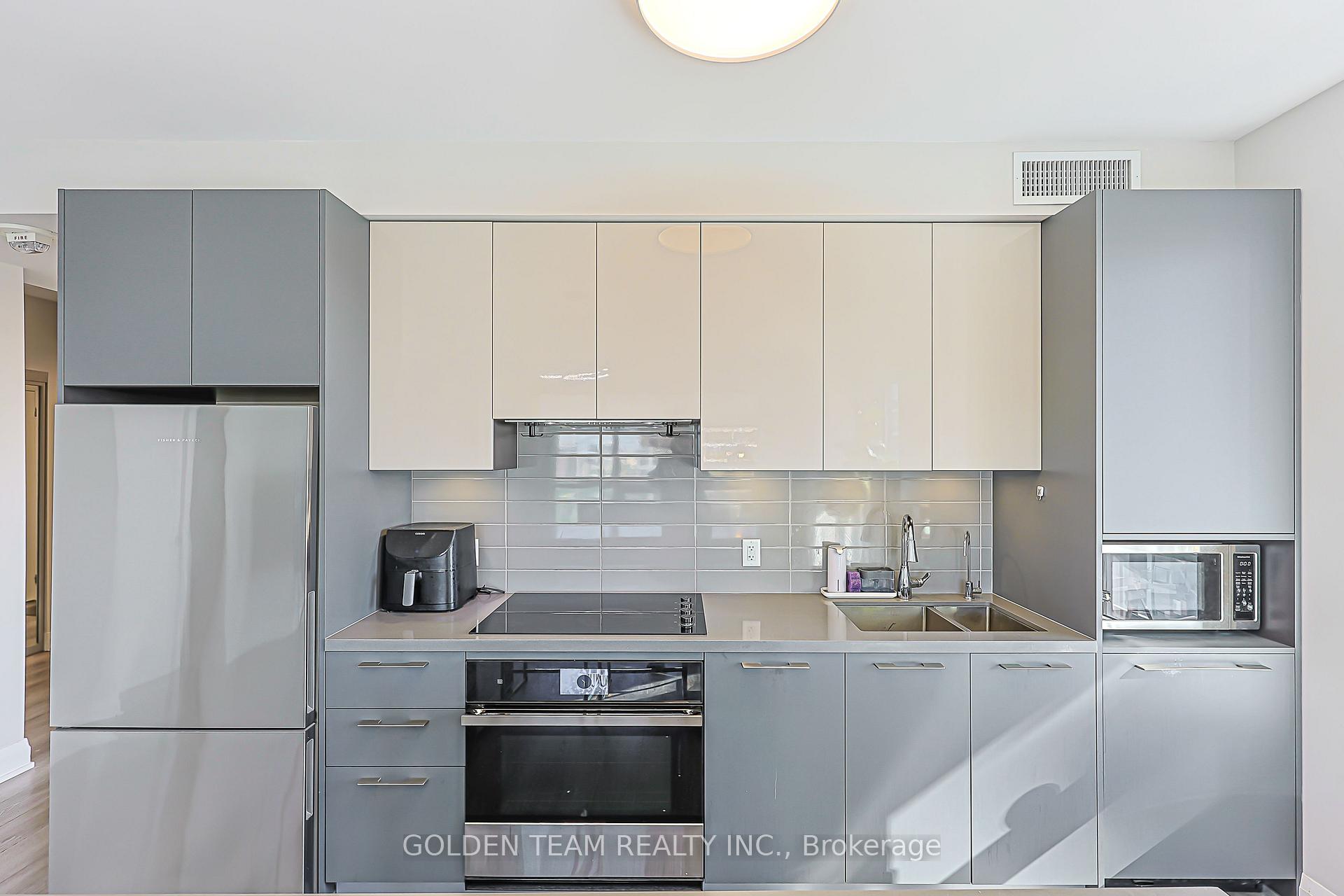 Photo 14 of Unit 1705, 18 Water Walk Drive, Markham, Unionville — HOMEH