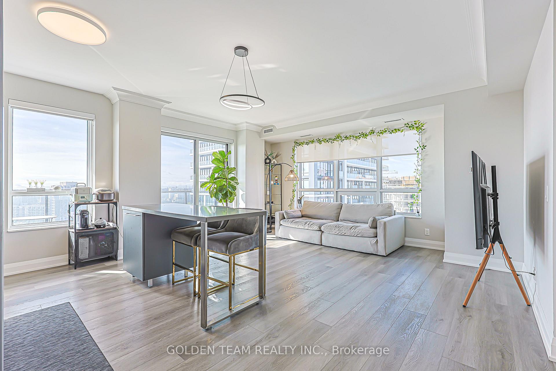Photo 16 of Unit 1705, 18 Water Walk Drive, Markham, Unionville — HOMEH