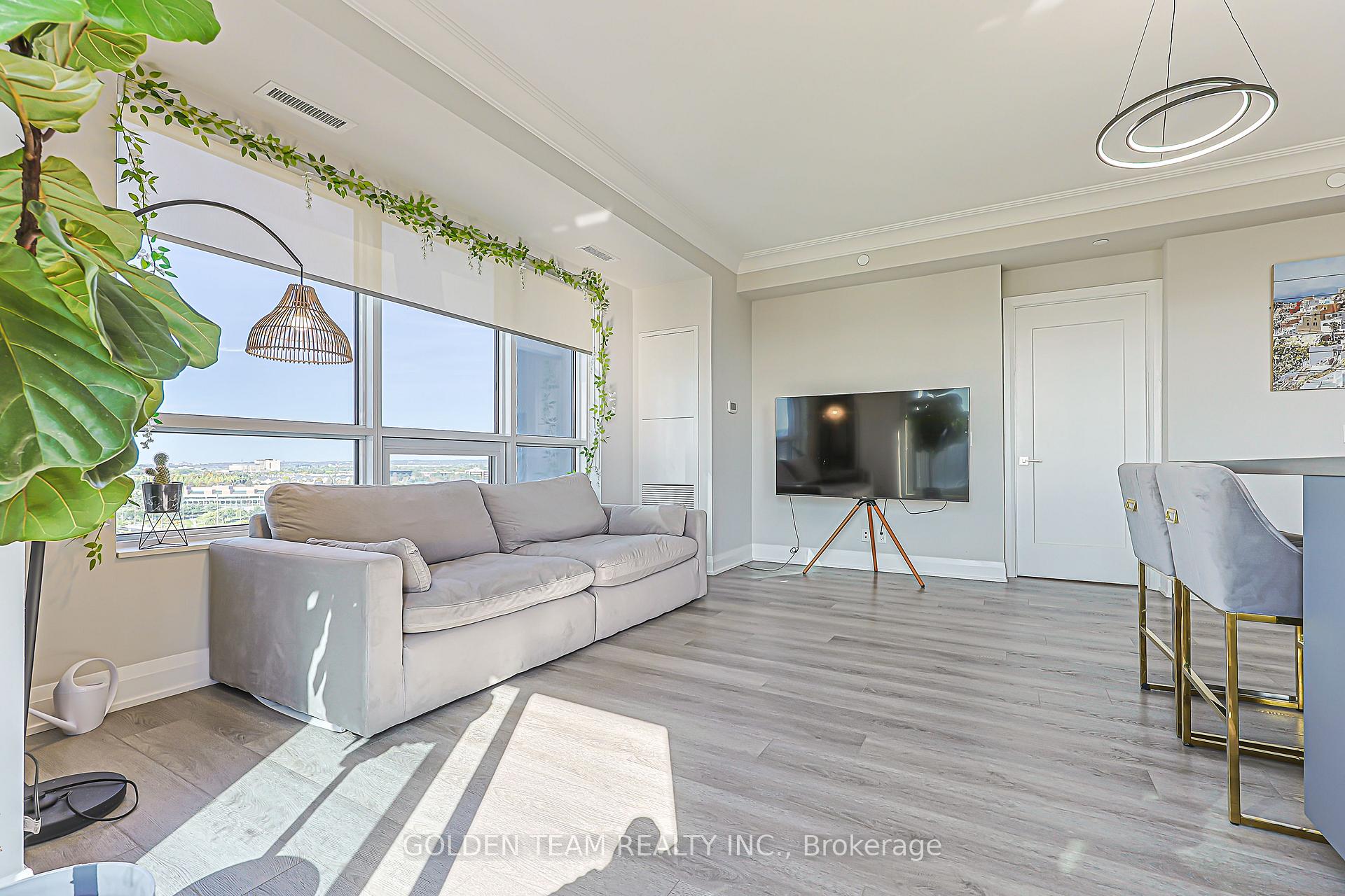 Photo 18 of Unit 1705, 18 Water Walk Drive, Markham, Unionville — HOMEH