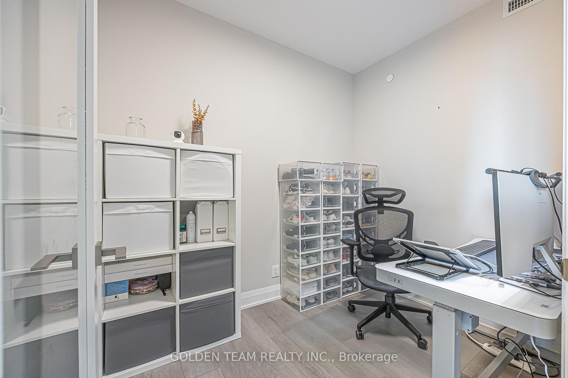 Photo 23 of Unit 1705, 18 Water Walk Drive, Markham, Unionville — HOMEH