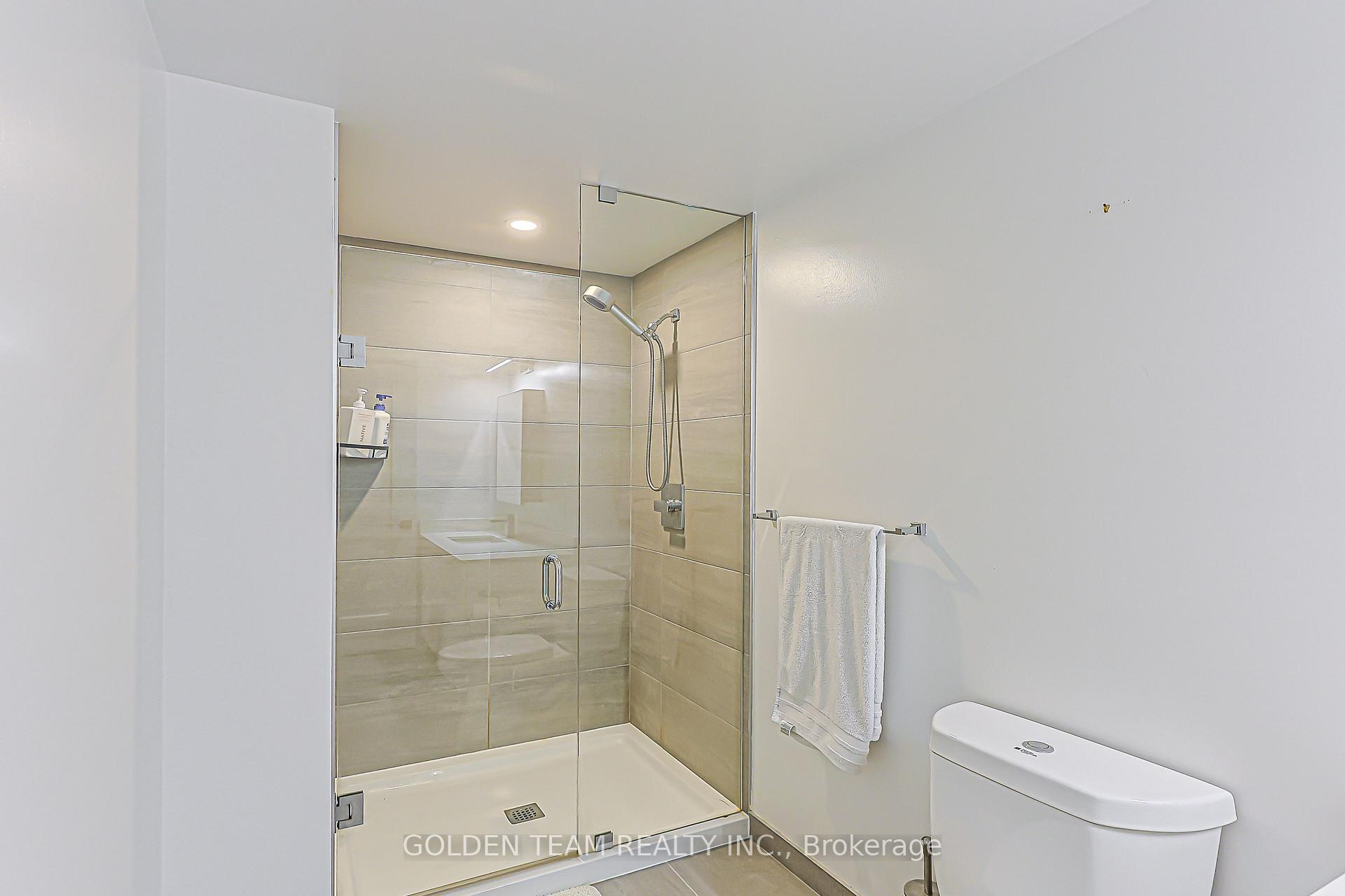 Photo 36 of Unit 1705, 18 Water Walk Drive, Markham, Unionville — HOMEH