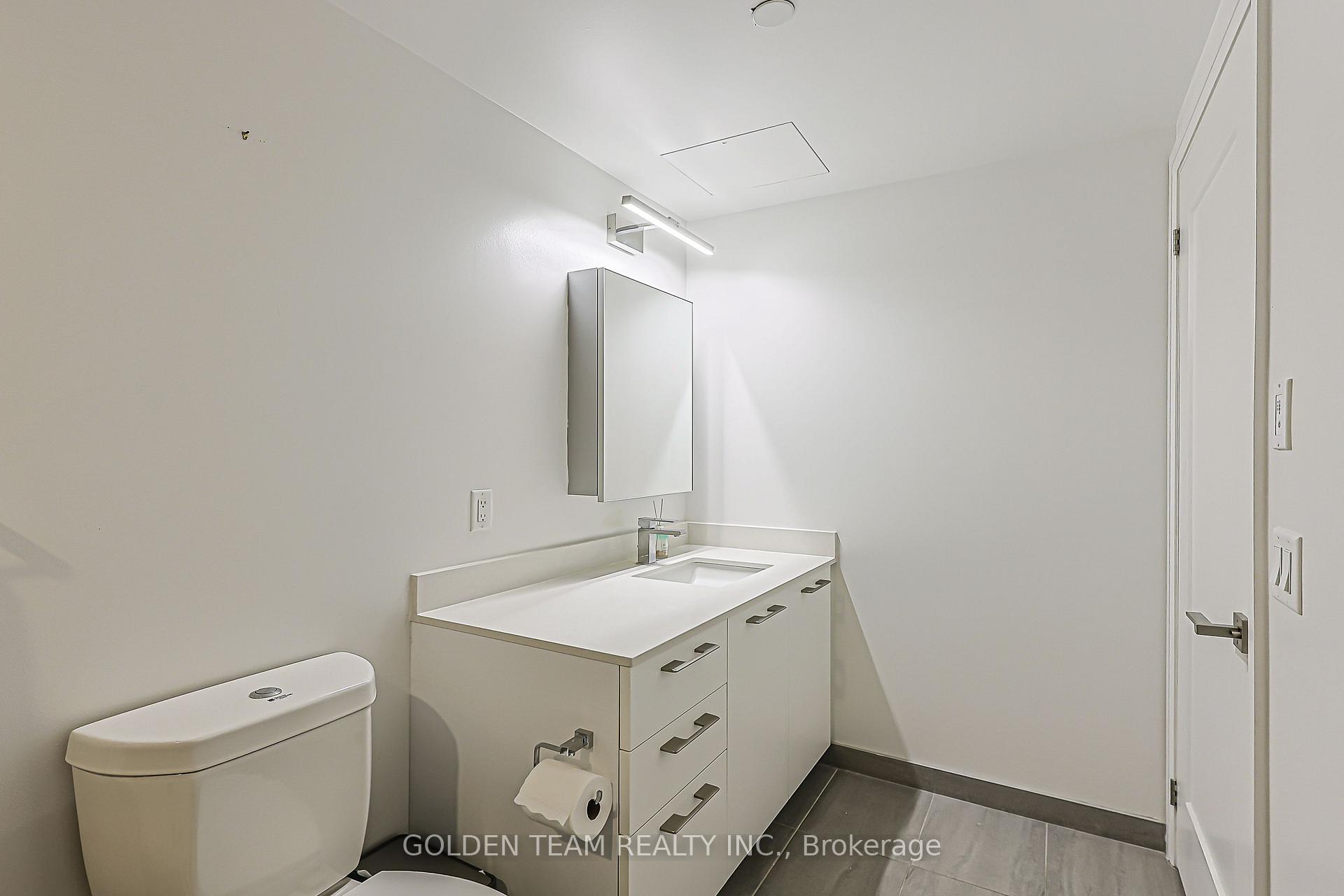 Photo 37 of Unit 1705, 18 Water Walk Drive, Markham, Unionville — HOMEH