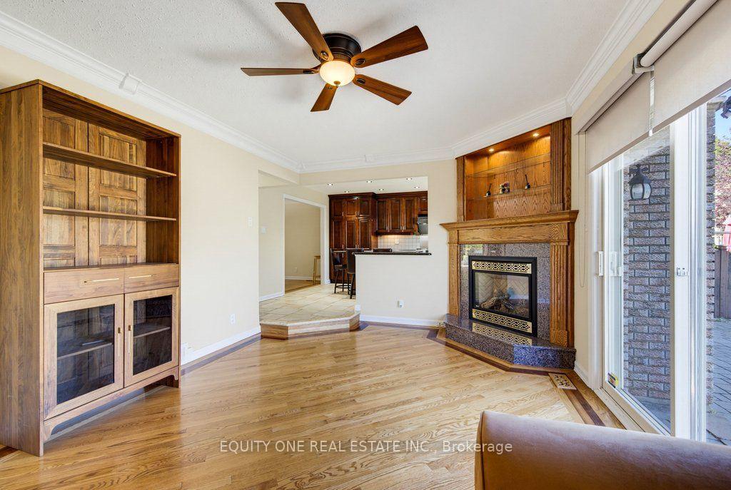 Photo 17 of 35 Ivylea Street, Ottawa, Craig Henry/Woodvale — HOMEH