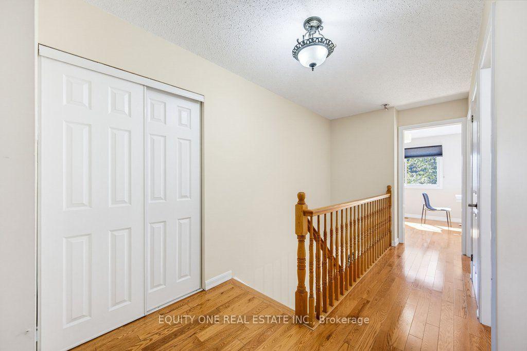 Photo 22 of 35 Ivylea Street, Ottawa, Craig Henry/Woodvale — HOMEH