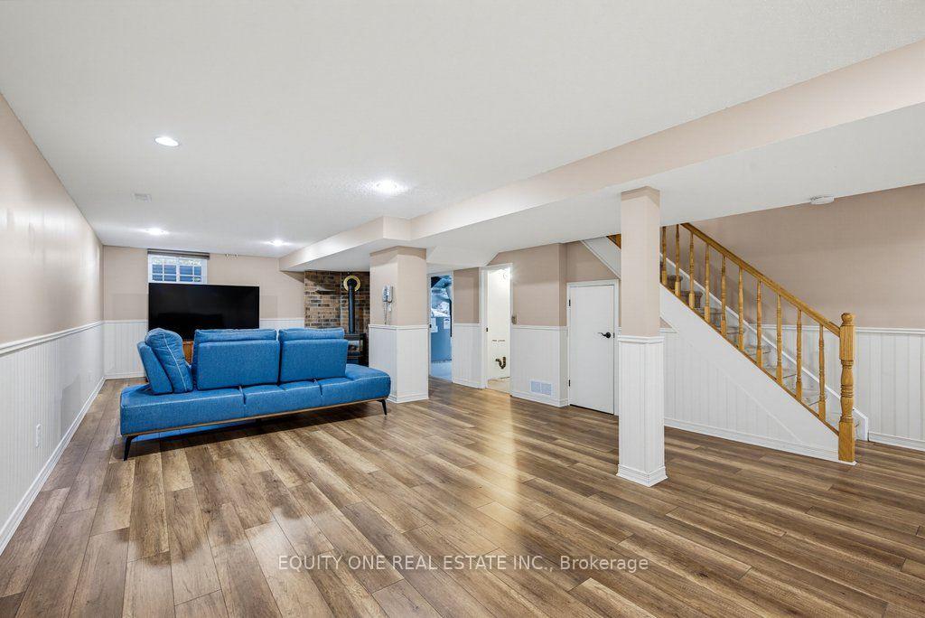 Photo 40 of 35 Ivylea Street, Ottawa, Craig Henry/Woodvale — HOMEH