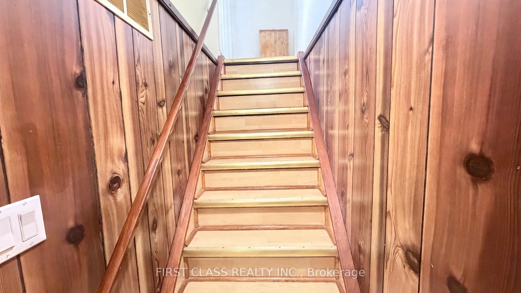 Photo 3 of Unit Basement, 81 Apache Trail, North York, Pleasant View — HOMEH