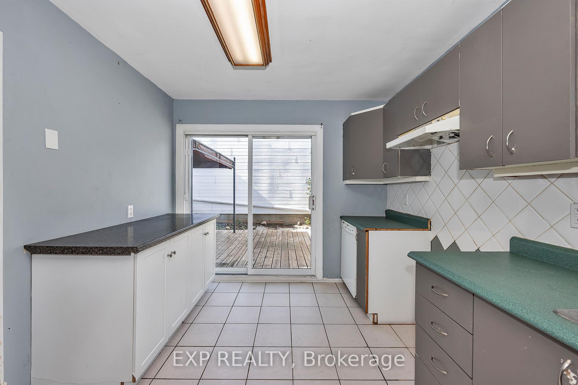 Photo 5 of Unit 63, 3691 Albion Road, Ottawa, Sawmill Creek/Timbermill — HOMEH