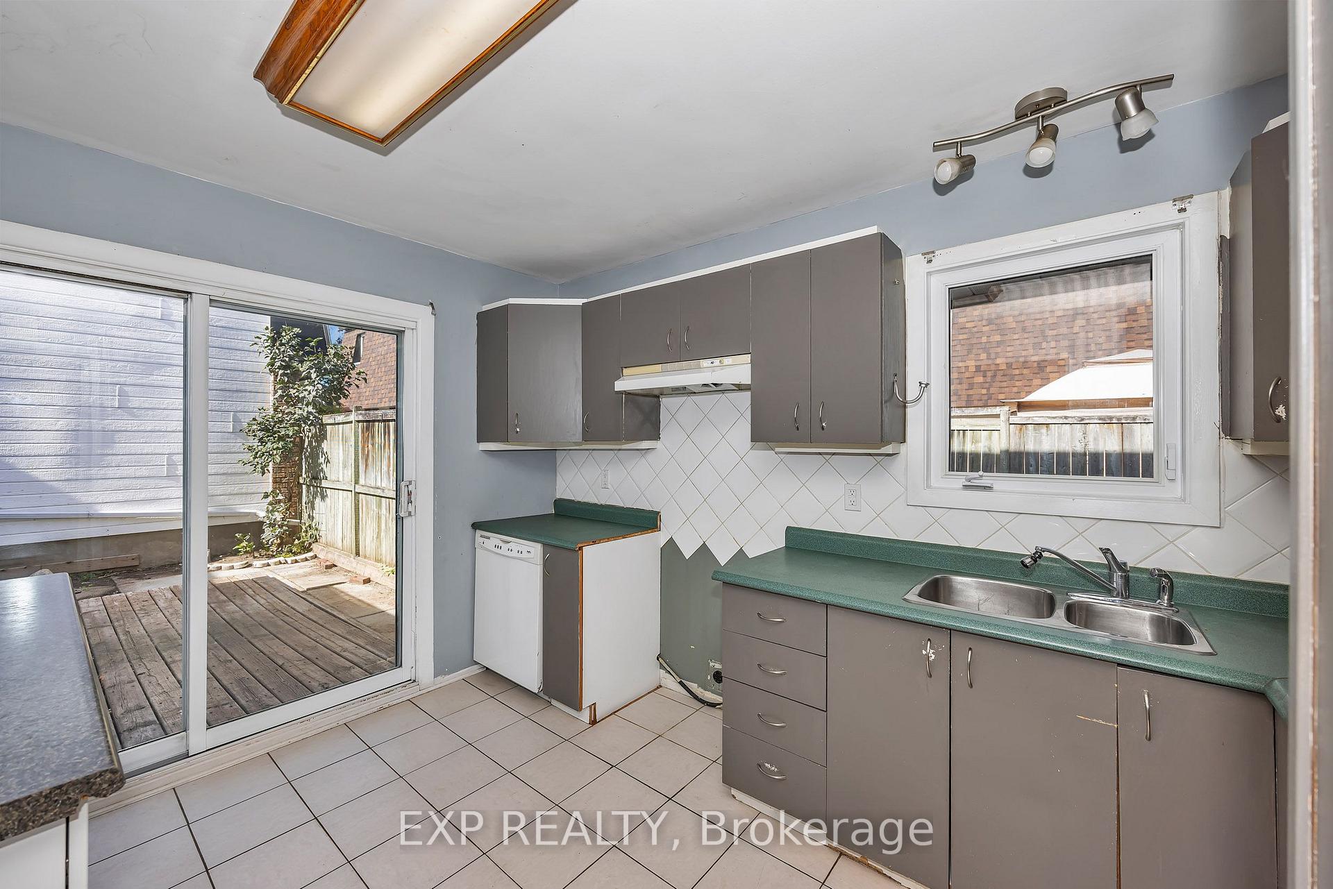Photo 9 of Unit 63, 3691 Albion Road, Ottawa, Sawmill Creek/Timbermill — HOMEH
