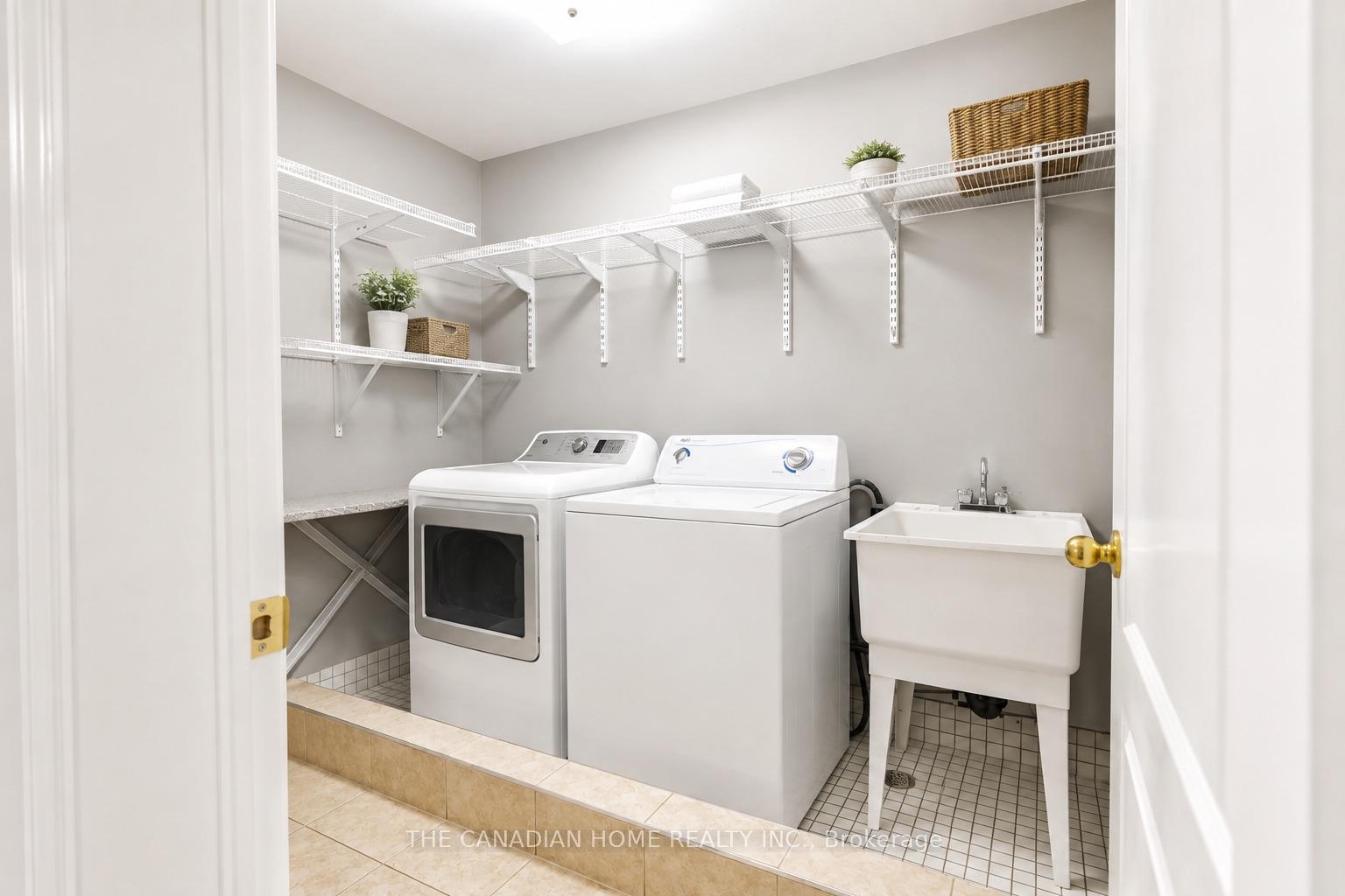 Photo 23 of 124 Tomabrook Crescent, Brampton, Sandringham-Wellington — HOMEH