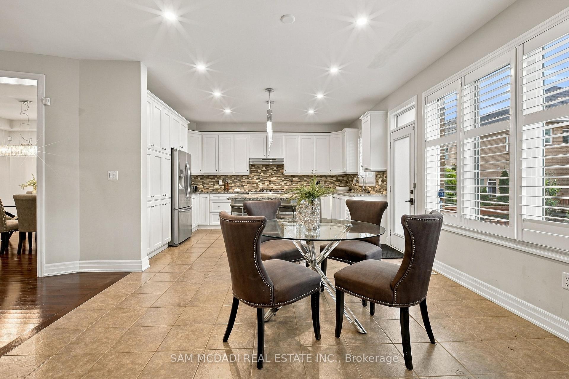 Photo 14 of 146 Mcwilliams Crescent, Oakville, Glenorchy — HOMEH