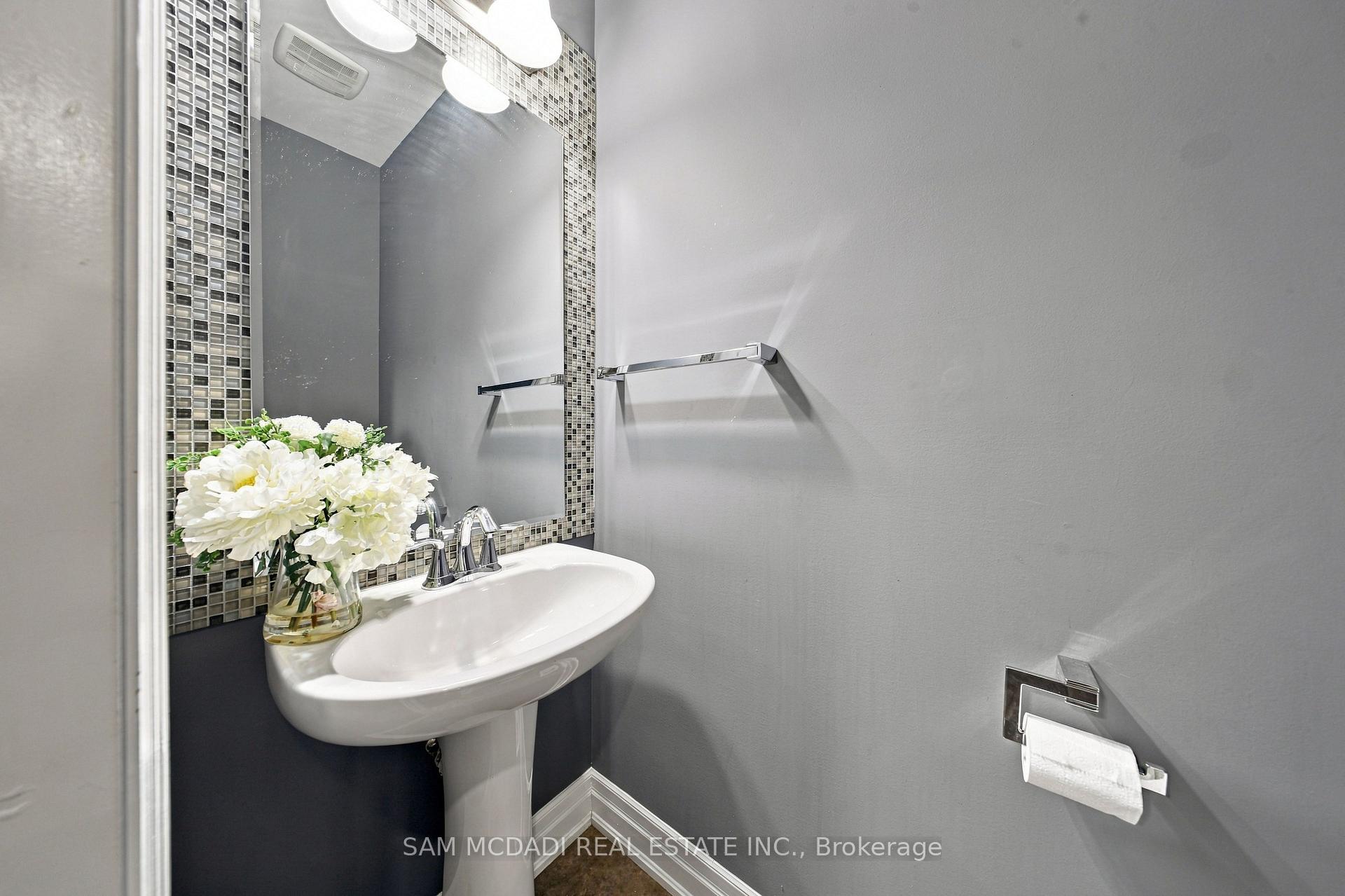 Photo 20 of 146 Mcwilliams Crescent, Oakville, Glenorchy — HOMEH