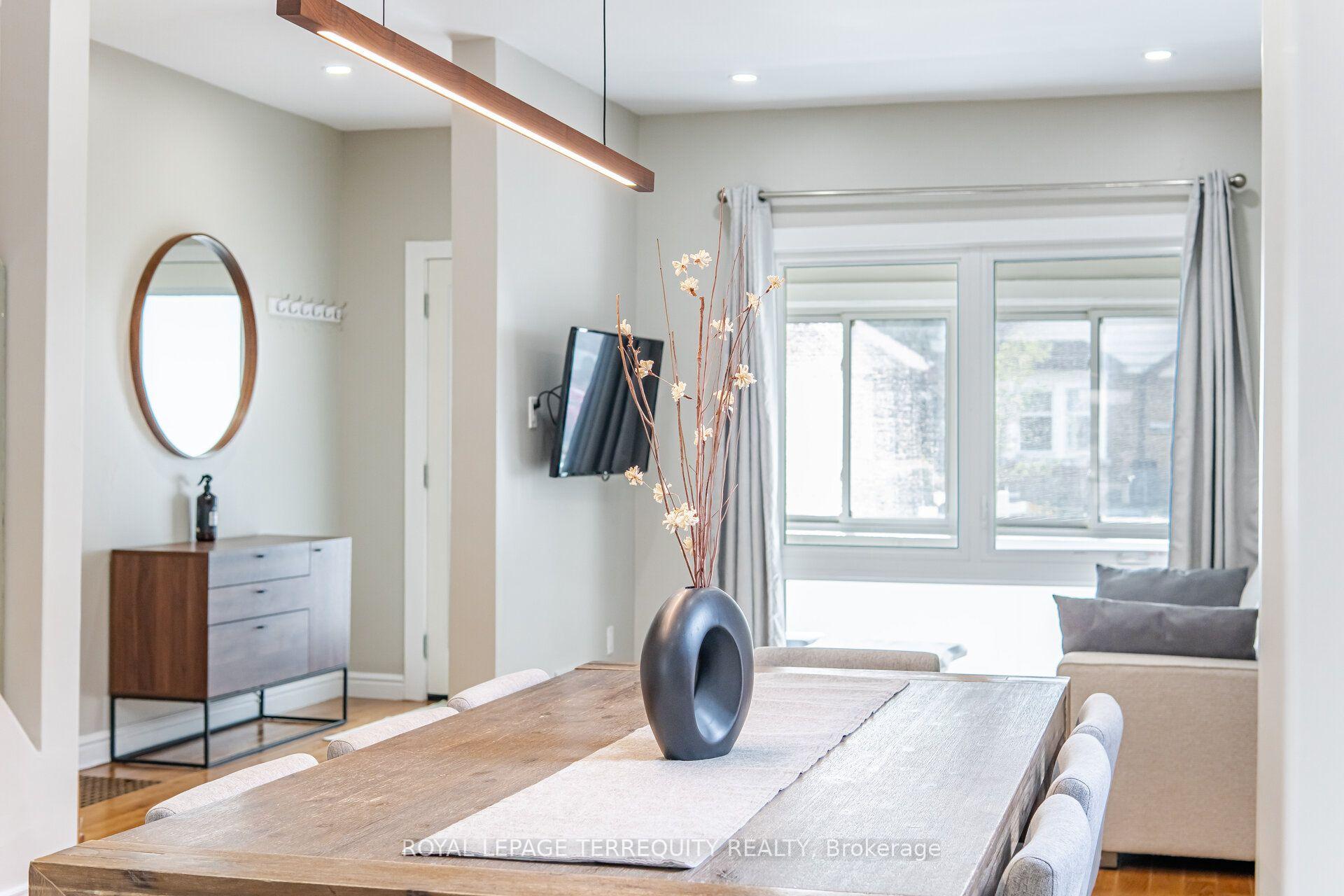 Photo 12 of 350 Lumsden Avenue, Toronto, Woodbine-Lumsden — HOMEH