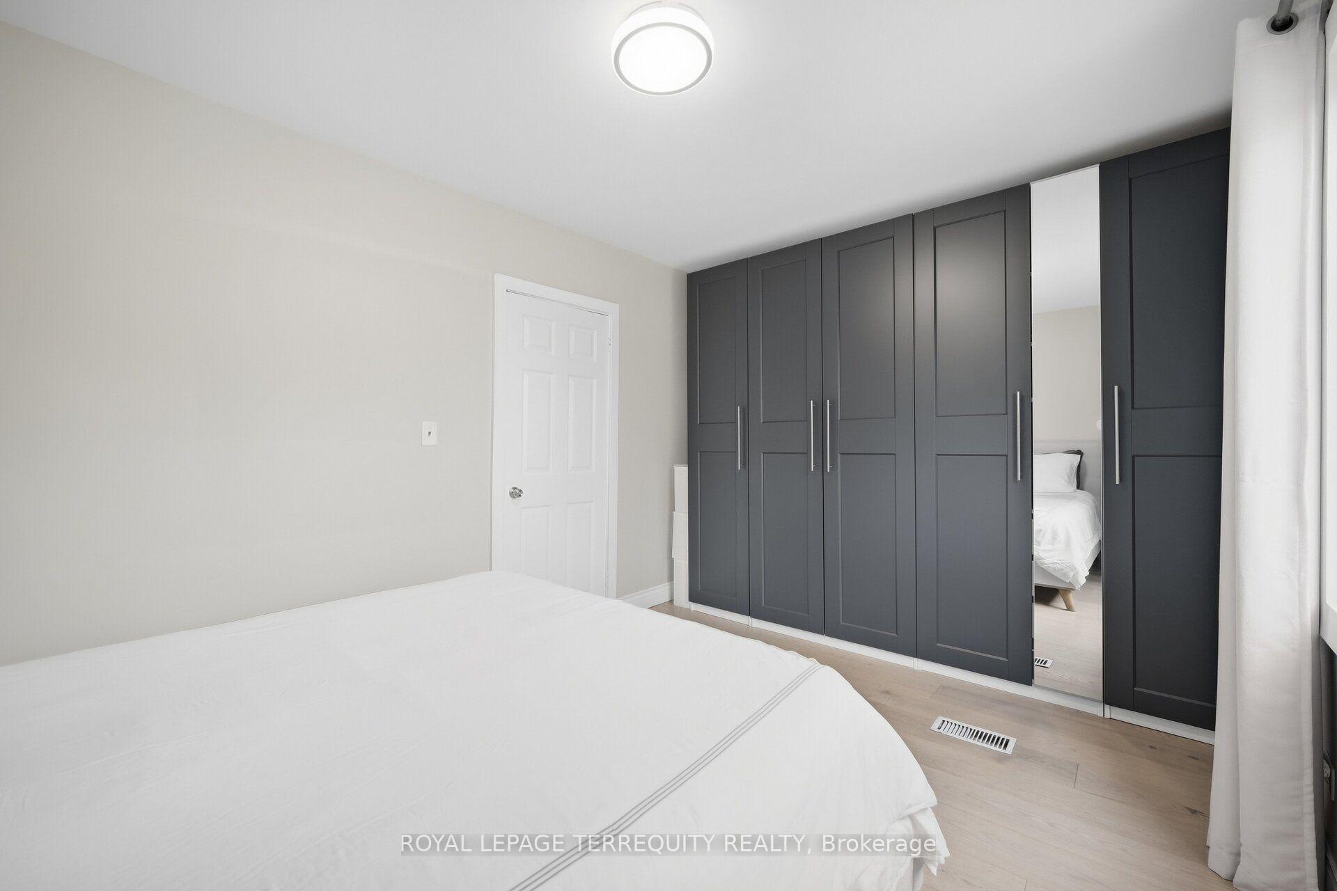 Photo 27 of 350 Lumsden Avenue, Toronto, Woodbine-Lumsden — HOMEH