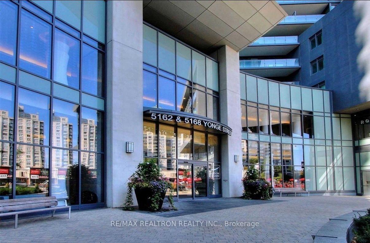 Front of Unit 601, 5162 Yonge Street