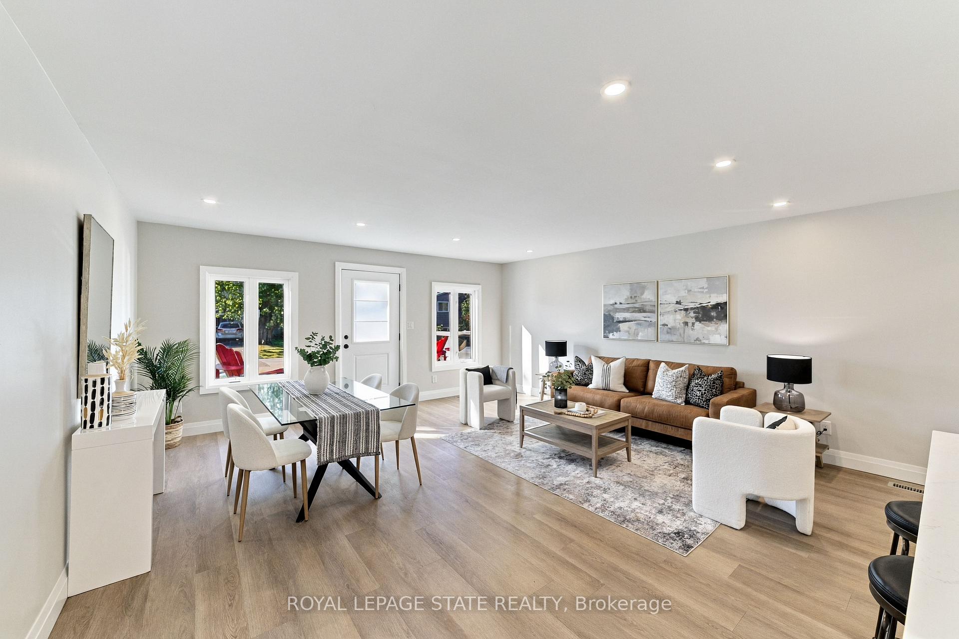 Photo 9 of 5 Herbert Court, Hamilton, Lakeshore — HOMEH