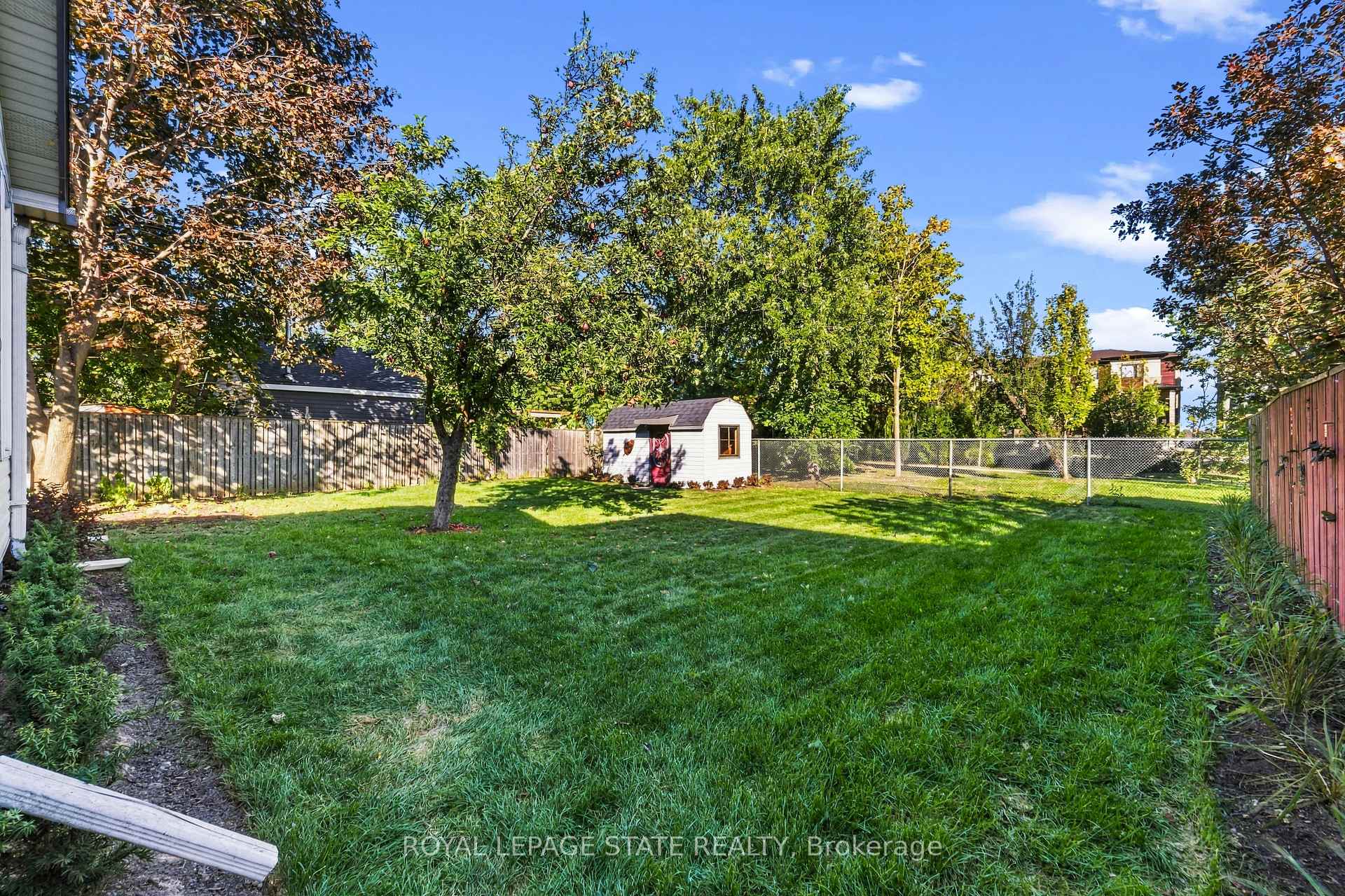 Photo 29 of 5 Herbert Court, Hamilton, Lakeshore — HOMEH