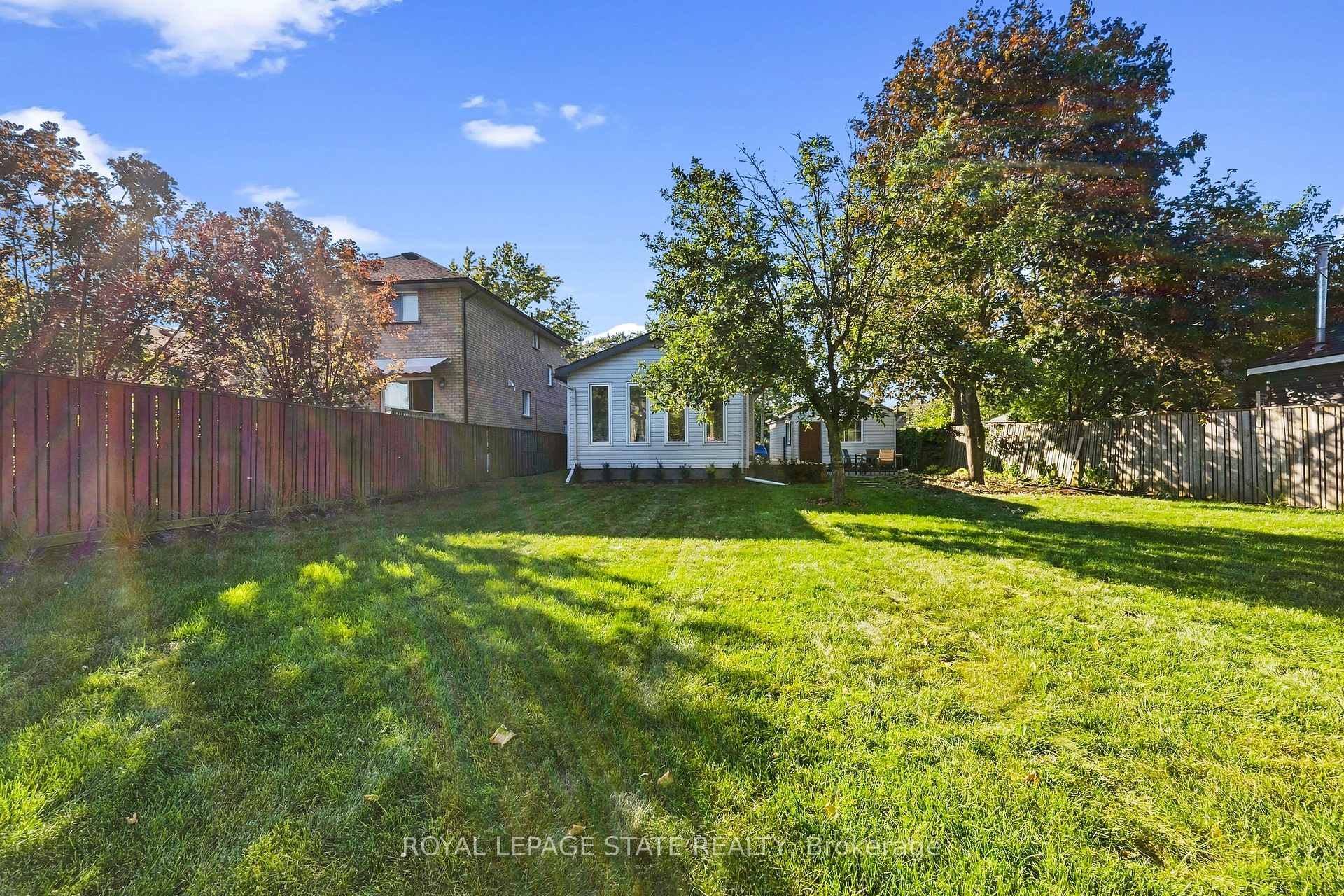 Photo 31 of 5 Herbert Court, Hamilton, Lakeshore — HOMEH