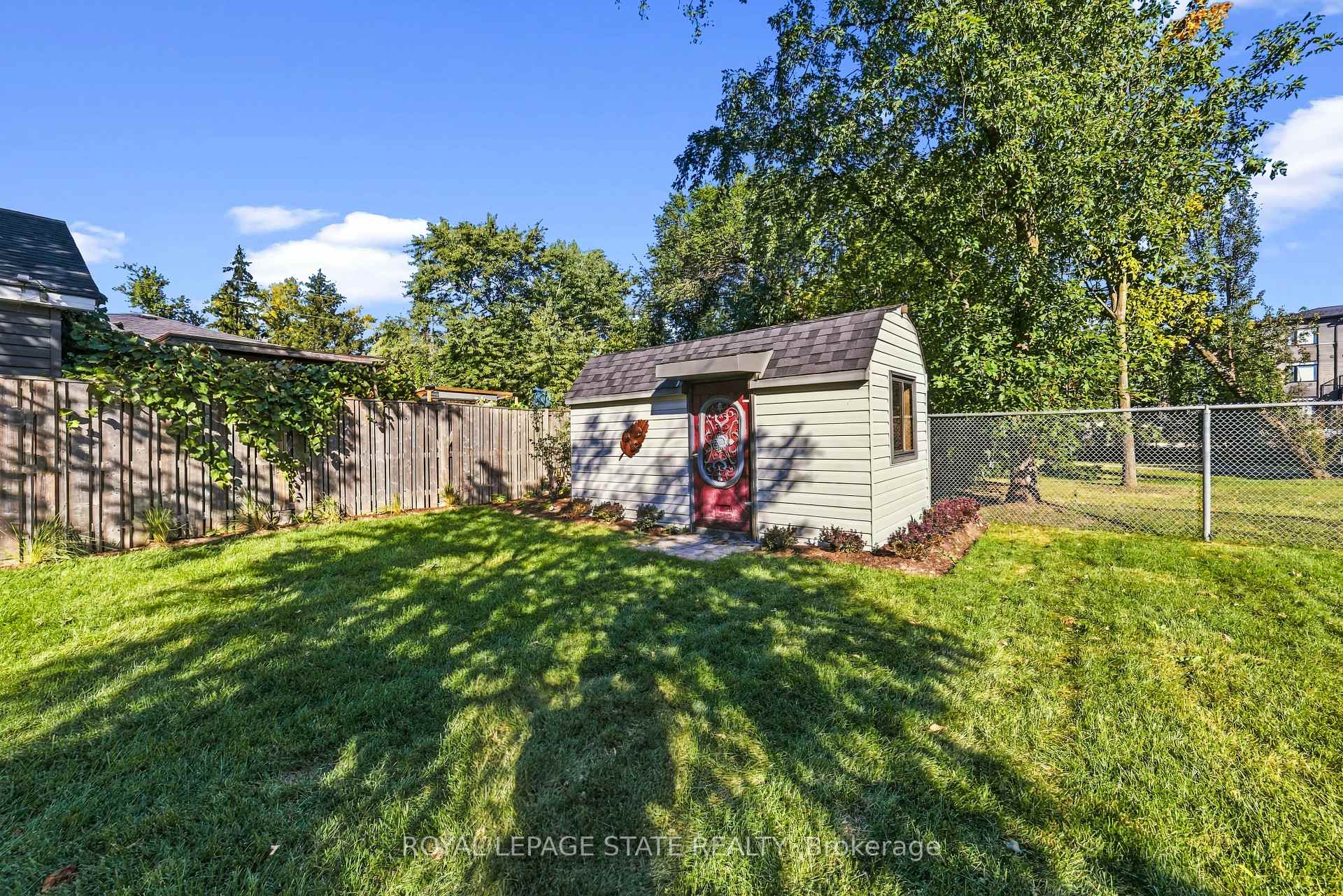 Photo 34 of 5 Herbert Court, Hamilton, Lakeshore — HOMEH