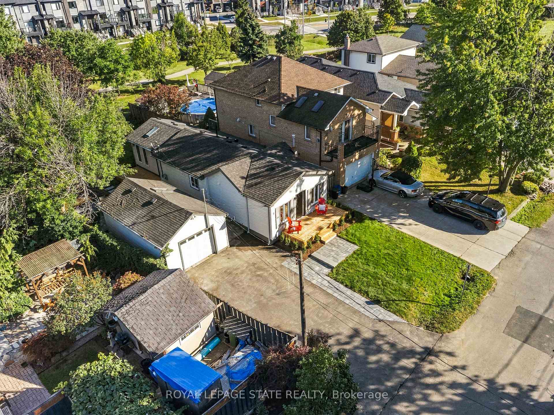 Photo 35 of 5 Herbert Court, Hamilton, Lakeshore — HOMEH