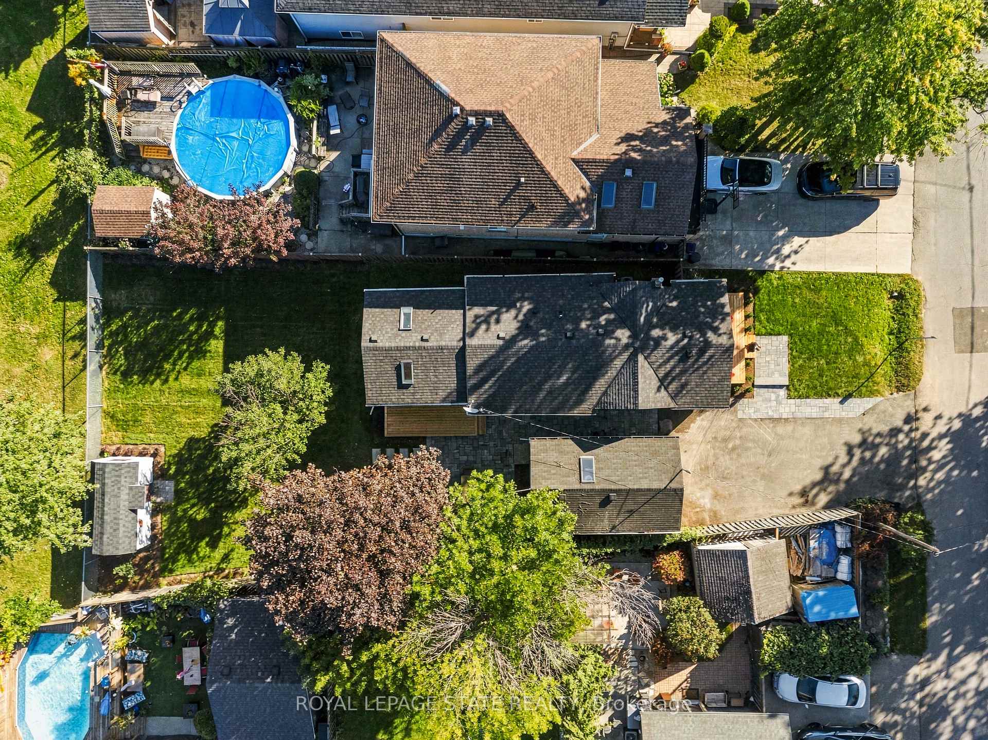 Photo 36 of 5 Herbert Court, Hamilton, Lakeshore — HOMEH