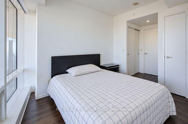 Photo 16 of Unit 6209, 1 Bloor Street E, Toronto, Church-Yonge Corridor — HOMEH