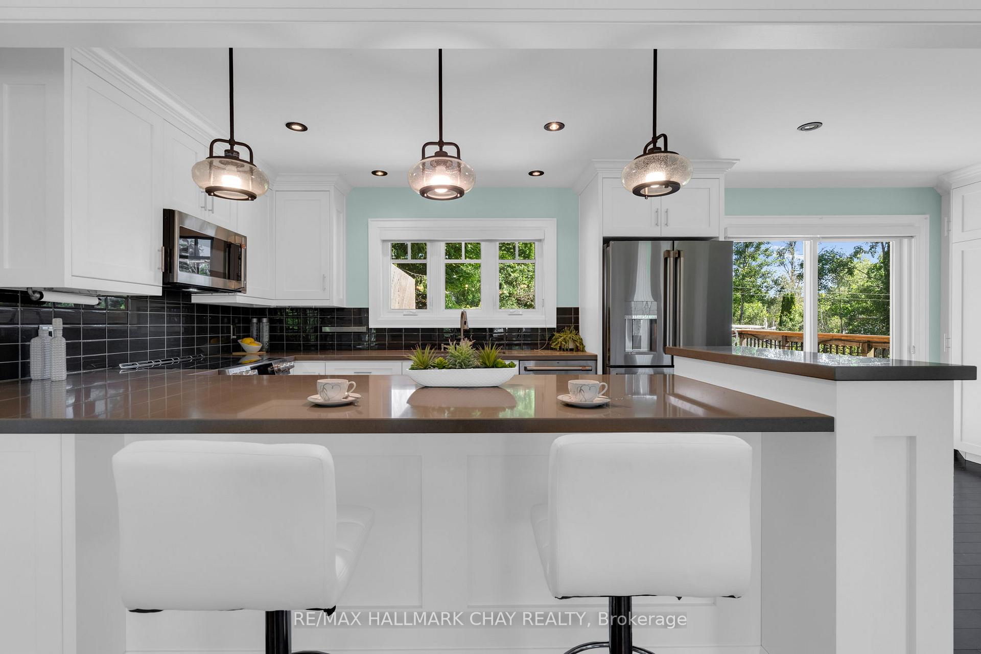 Photo 8 of 20 Dorothys Drive, Oro-Medonte, Hawkestone — HOMEH